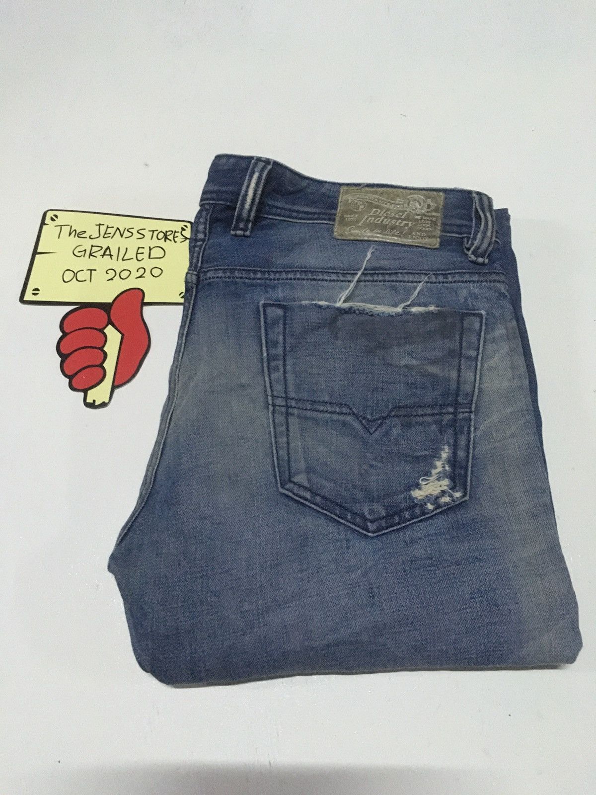 Diesel × Vintage Vintage diesel distressed jeans italy Size US 34 / EU 50 - 1 Thumbnail