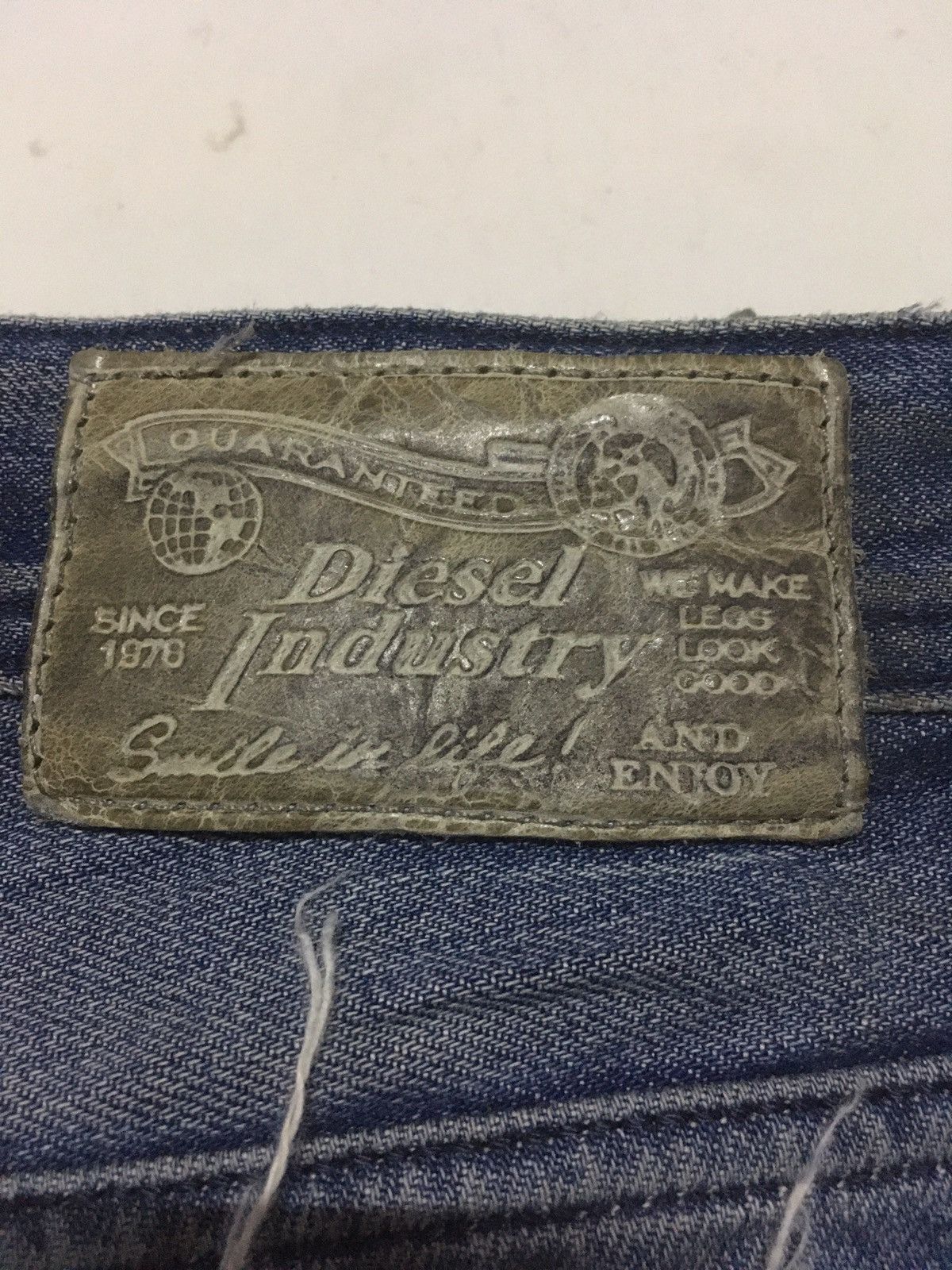 Diesel × Vintage Vintage diesel distressed jeans italy Size US 34 / EU 50 - 16 Thumbnail