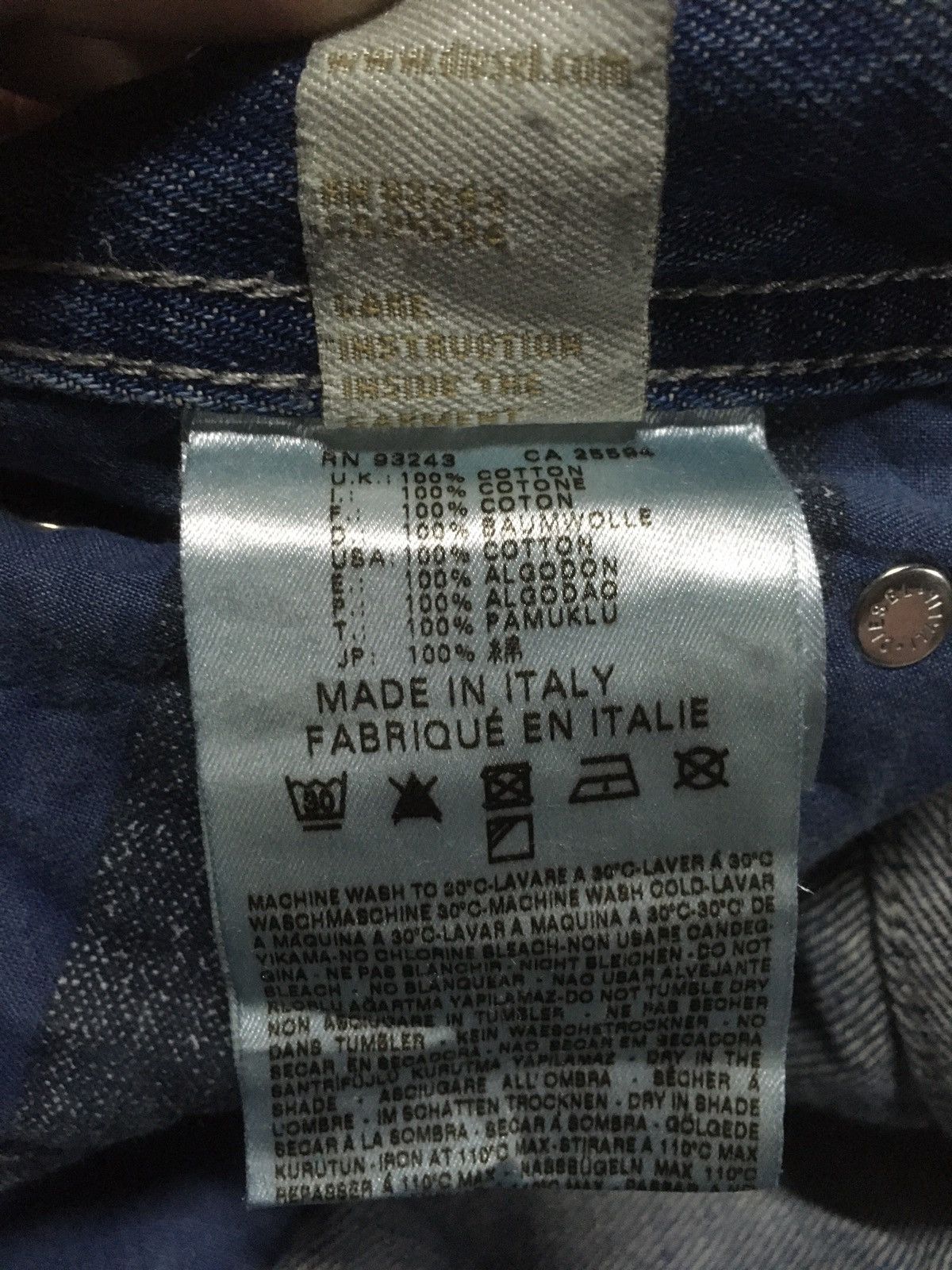 Diesel × Vintage Vintage diesel distressed jeans italy Size US 34 / EU 50 - 14 Thumbnail