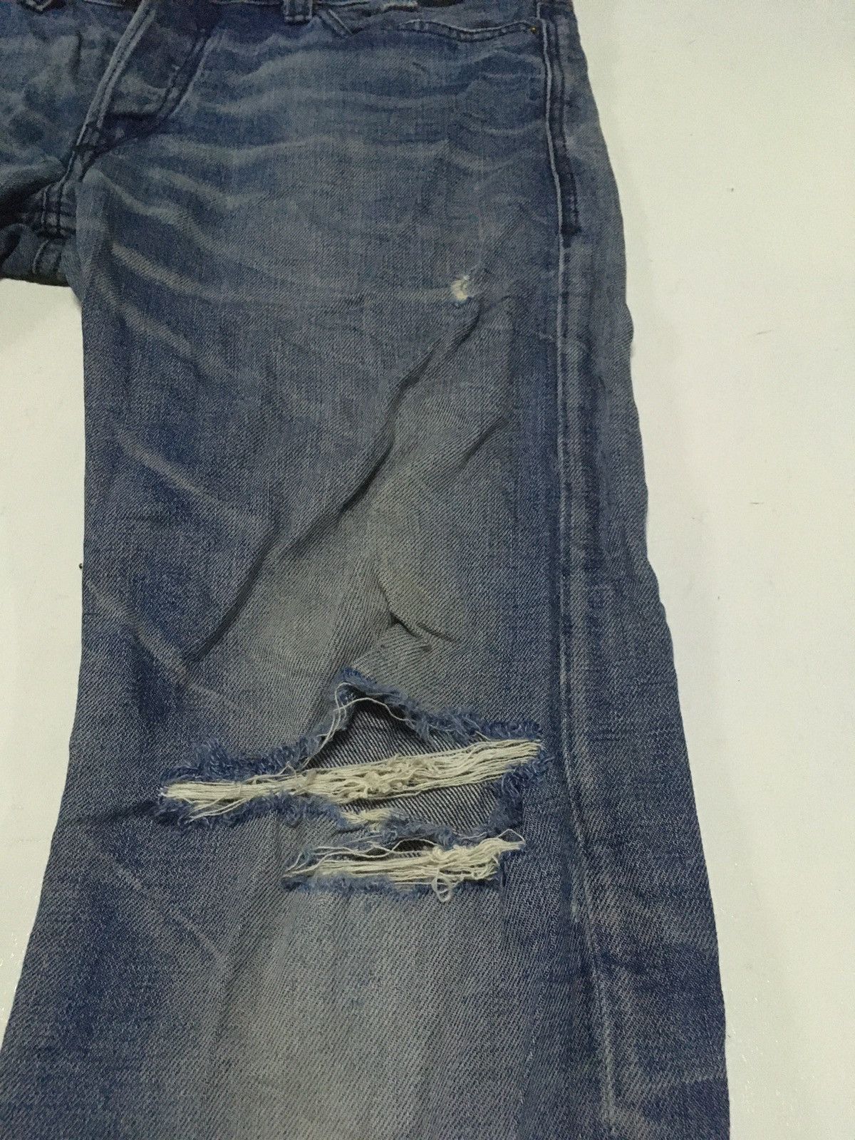 Diesel × Vintage Vintage diesel distressed jeans italy Size US 34 / EU 50 - 8 Thumbnail