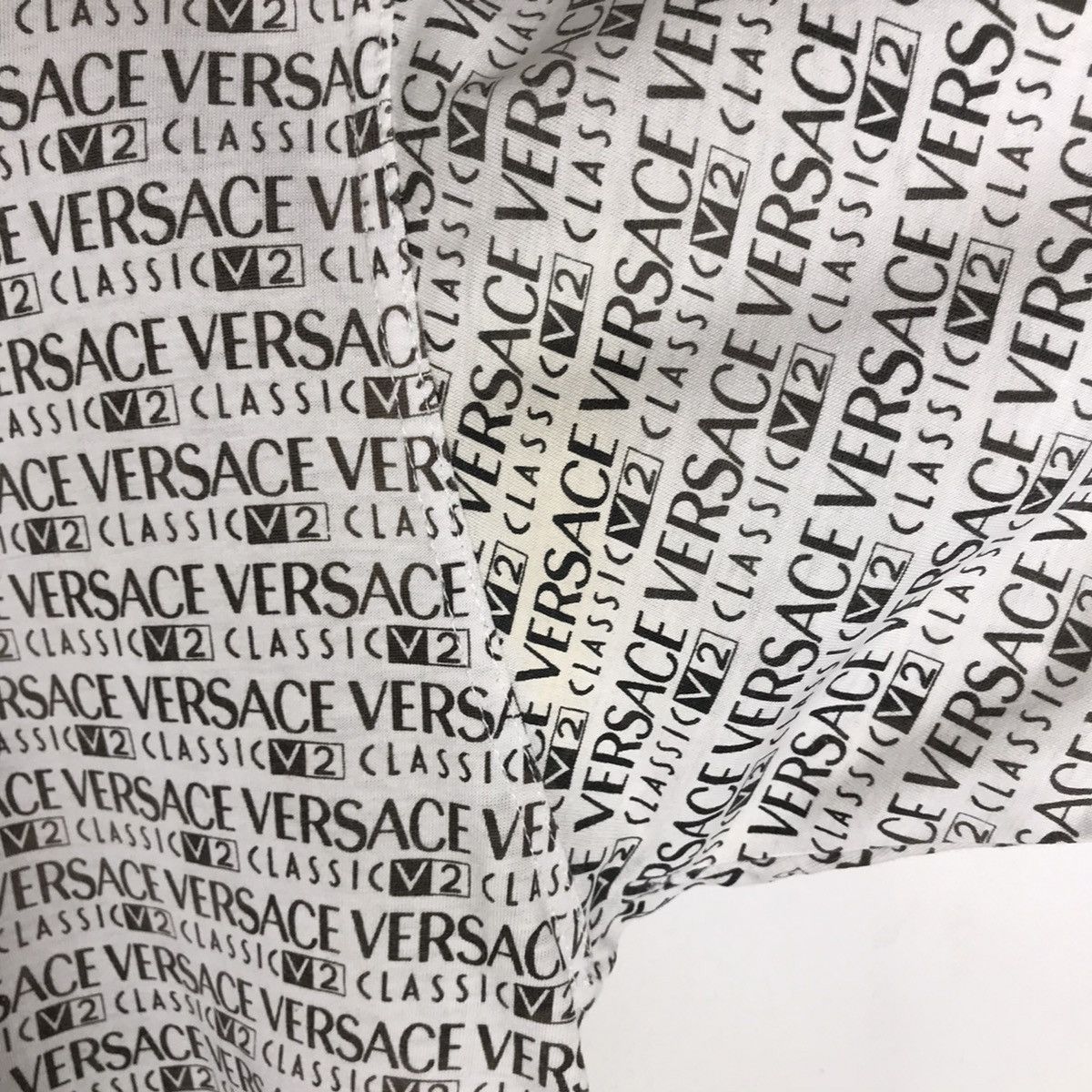 Versace × Vintage Vintage Versace Classic V2 Fullprint Tee Size US M / EU 48-50 / 2 - 7 Thumbnail