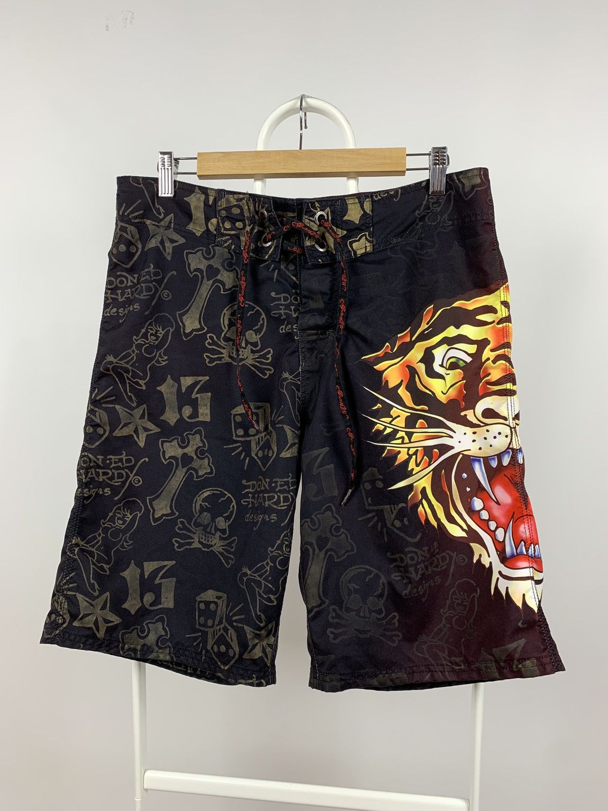 Christian Audigier Vintage Ed Hardy Faded Black Tiger Swimming Shorts Size US 32 / EU 48 - 1 Thumbnail