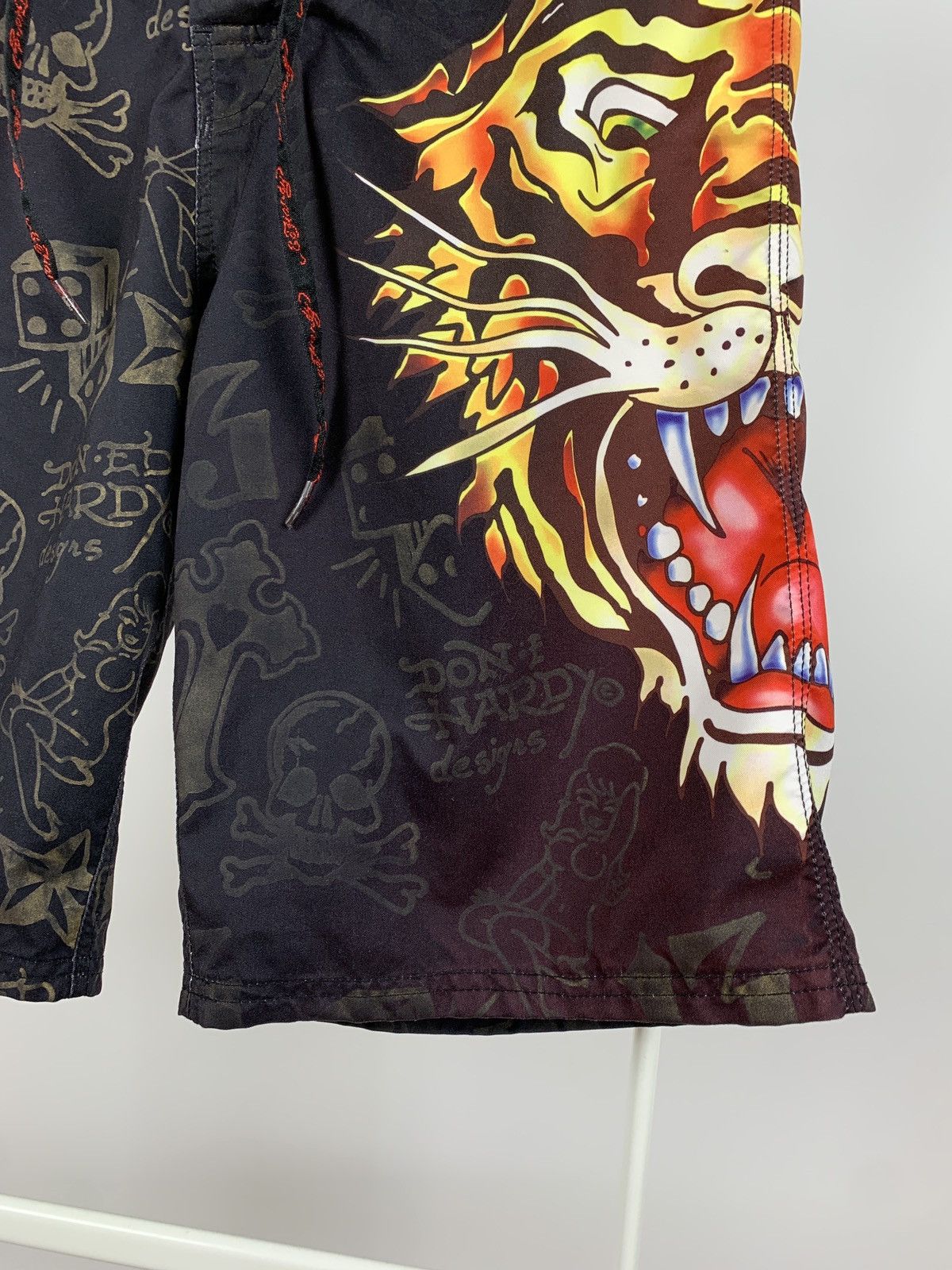 Christian Audigier Vintage Ed Hardy Faded Black Tiger Swimming Shorts Size US 32 / EU 48 - 7 Thumbnail