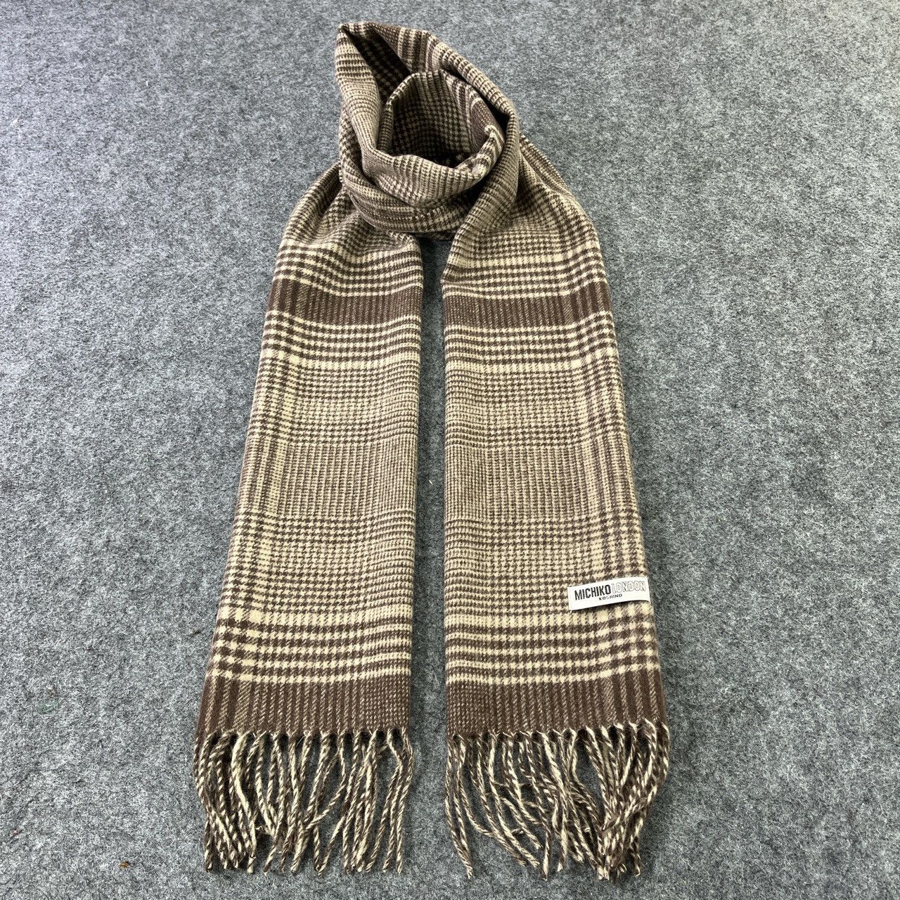 Japanese Brand × Michiko Koshino London × Vintage Michiko London Koshino Scarf / Muffler / Neckwear T421 Size ONE SIZE - 5 Thumbnail