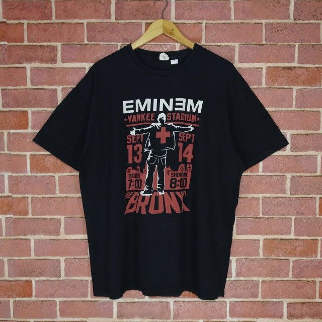 Eminem Rare!! Eminem American Rapper Hip Hop Promo Music T-shirt Size US XL / EU 56 / 4 - 1 Thumbnail