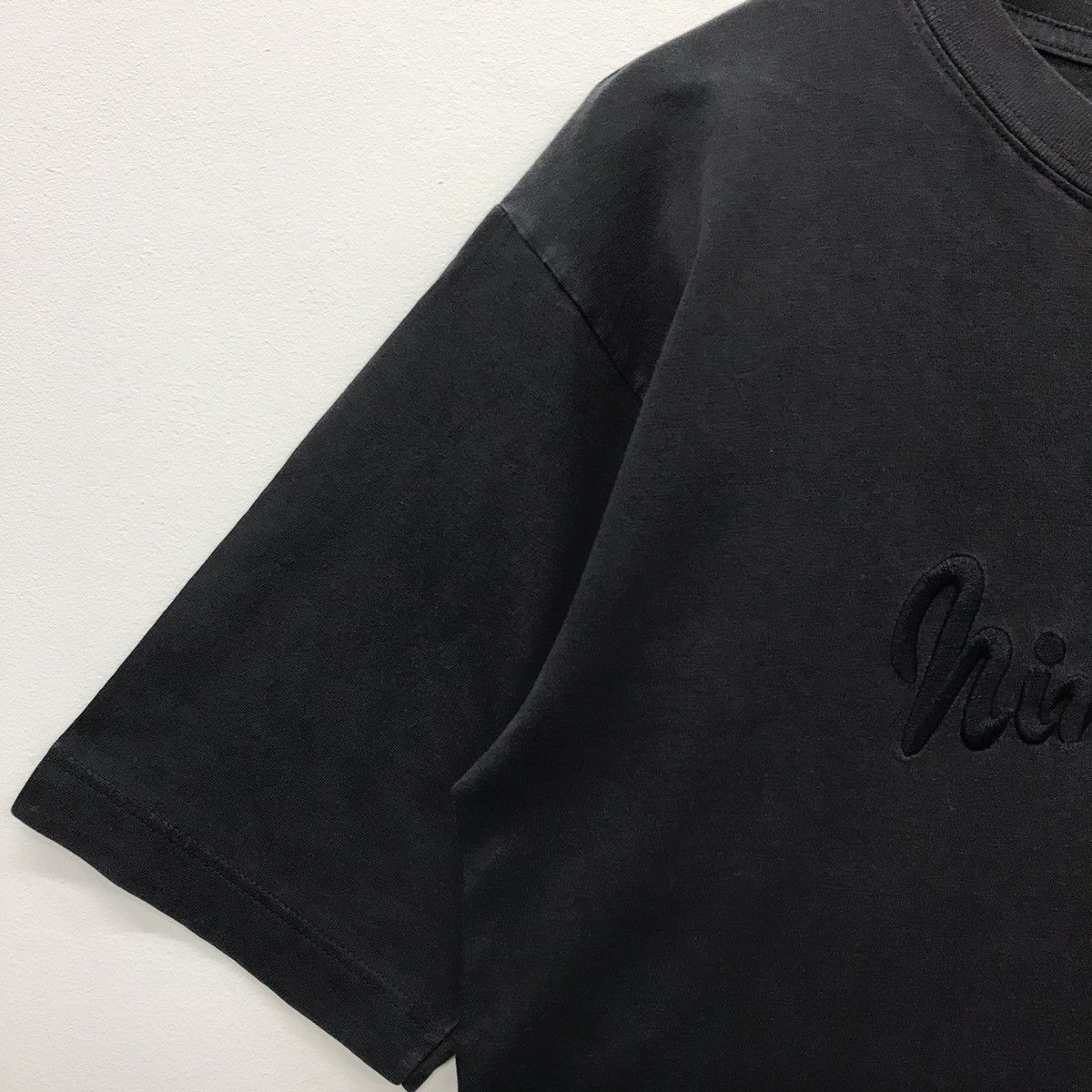Designer × Nina Ricci Rare!! Nina Ricci Spell Out Tee Size M / US 6-8 / IT 42-44 - 5 Thumbnail