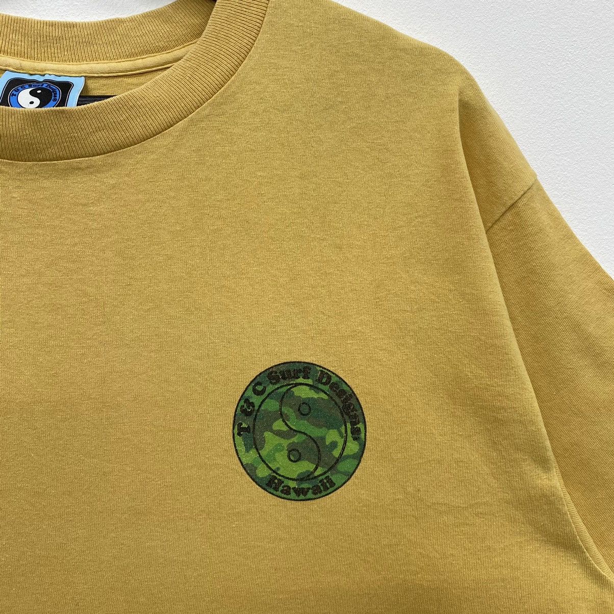 Vintage Vintage T&C Surf Design 90s Men Clothing Tshirt Size US L / EU 52-54 / 3 - 8 Thumbnail