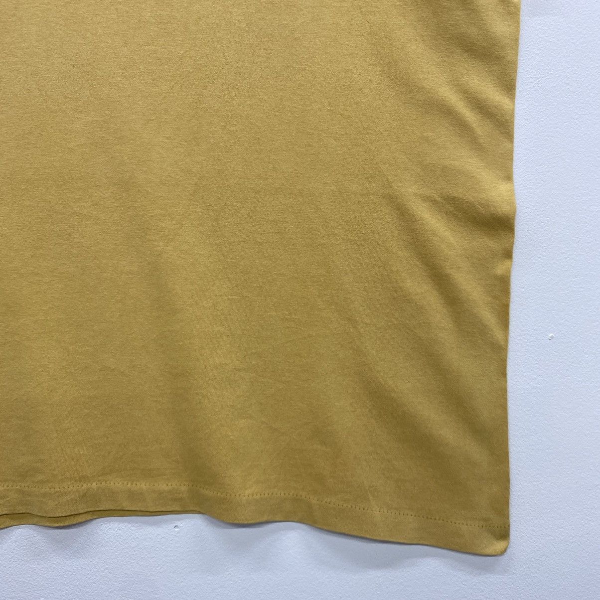 Vintage Vintage T&C Surf Design 90s Men Clothing Tshirt Size US L / EU 52-54 / 3 - 7 Thumbnail
