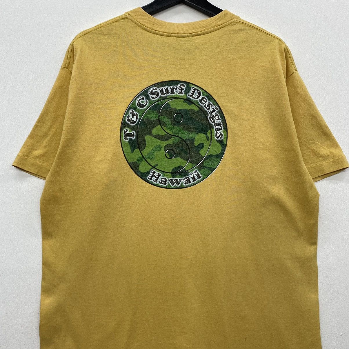 Vintage Vintage T&C Surf Design 90s Men Clothing Tshirt Size US L / EU 52-54 / 3 - 3 Thumbnail
