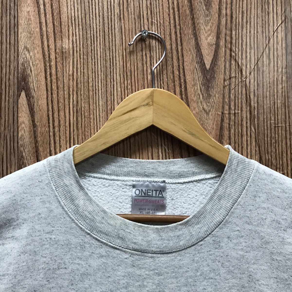 Vintage Vintage Oneita Sweatshirt Celtica Island Of The Barbarian Size US L / EU 52-54 / 3 - 4 Thumbnail