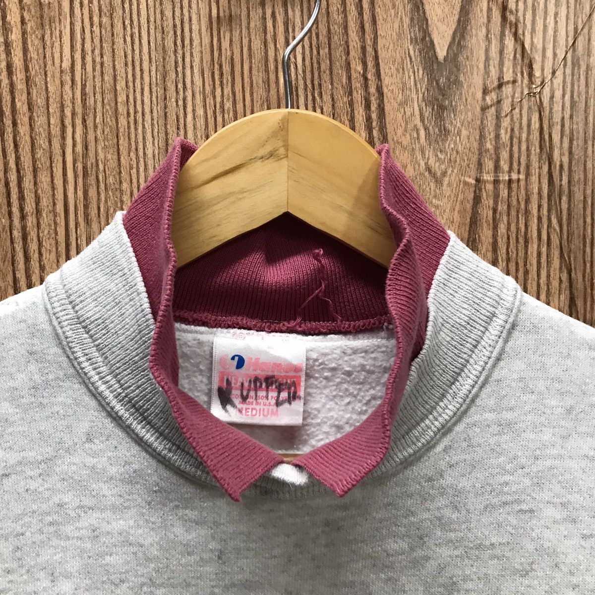 Hanes × Vintage Vintage Hanes Sweatshirt Embroidery Big Logo Nest Size US M / EU 48-50 / 2 - 5 Thumbnail