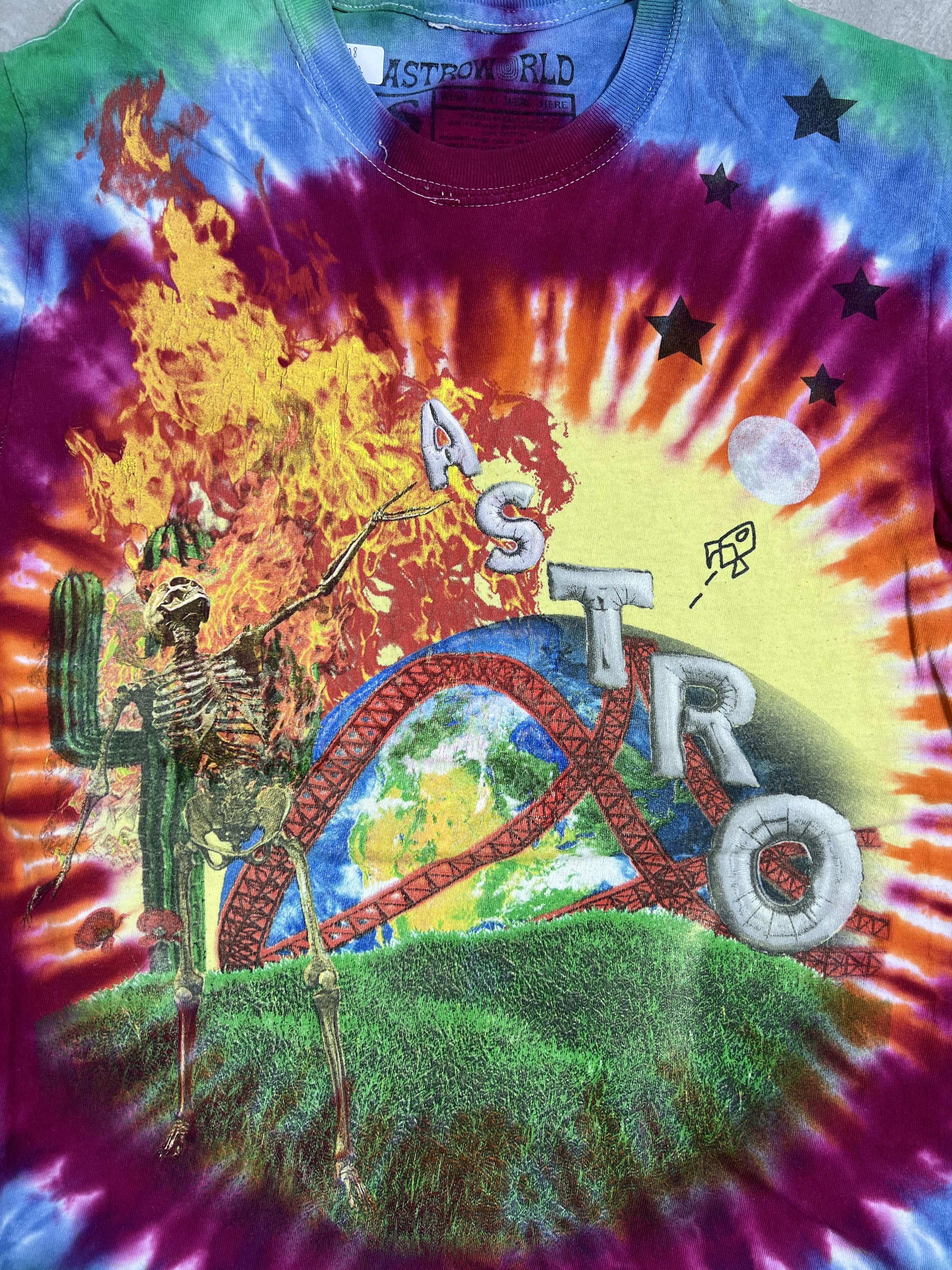 Rap Tees Travis Scott Astroworld Tie Dye Smiley Rap Tee (S) GTMD418 Size US S / EU 44-46 / 1 - 3 Thumbnail