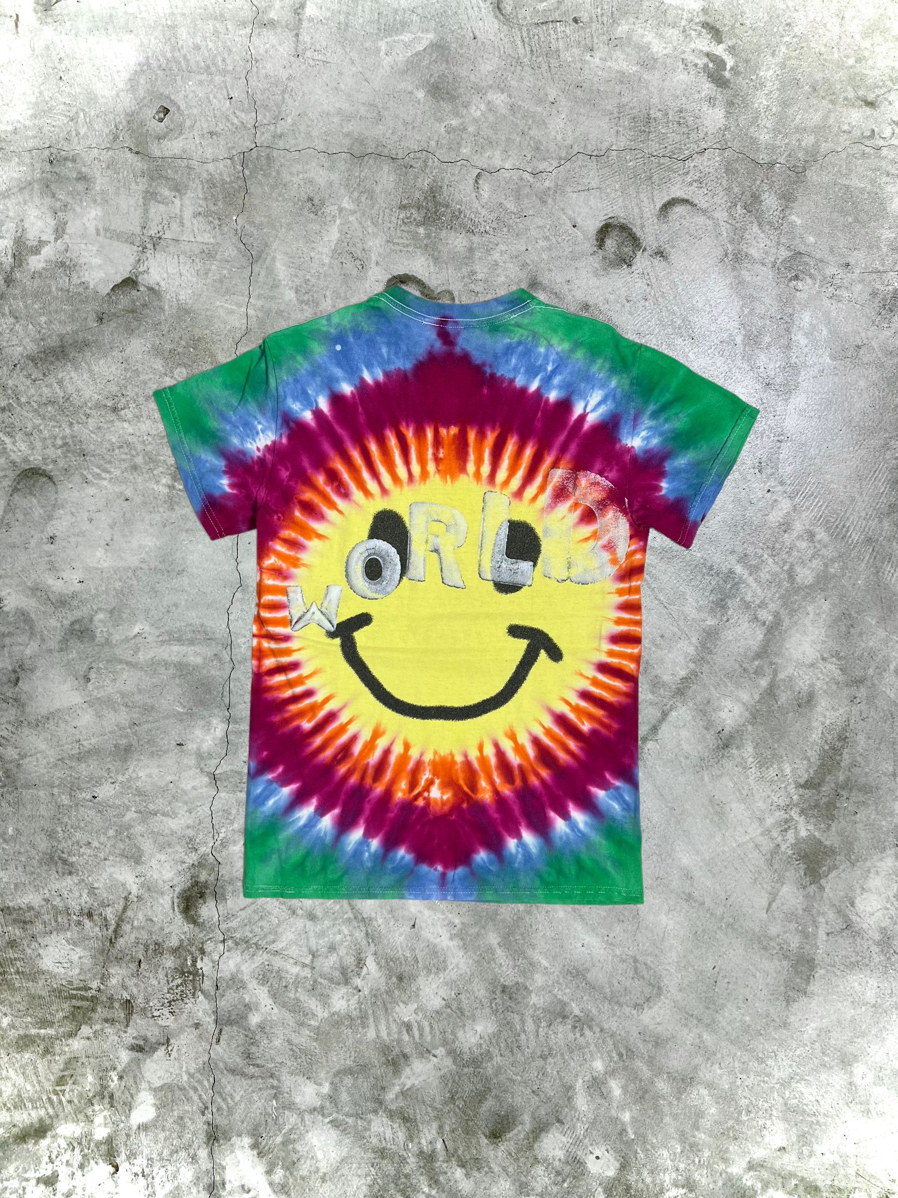 Rap Tees Travis Scott Astroworld Tie Dye Smiley Rap Tee (S) GTMD418 Size US S / EU 44-46 / 1 - 1 Thumbnail