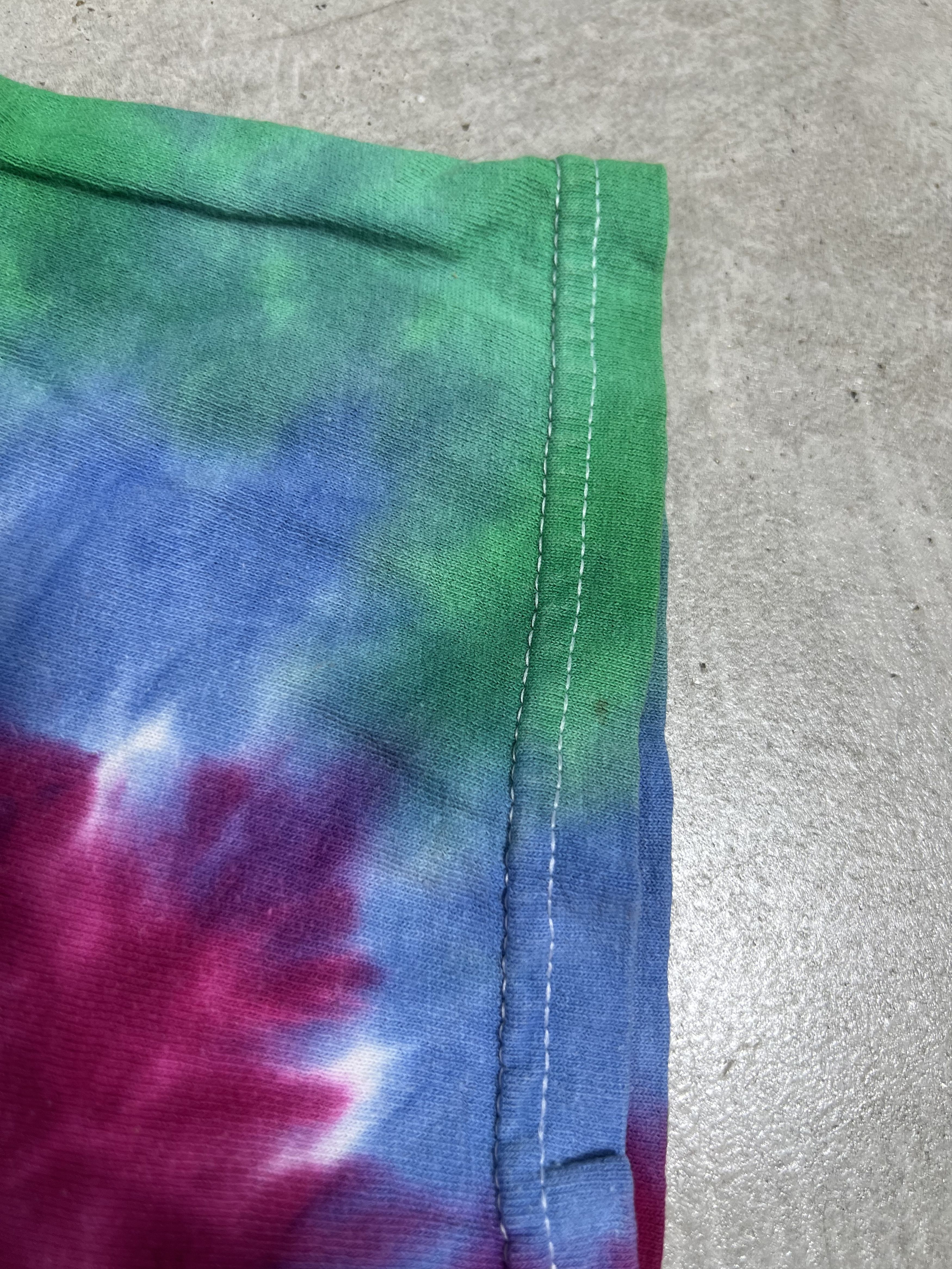 Rap Tees Travis Scott Astroworld Tie Dye Smiley Rap Tee (S) GTMD418 Size US S / EU 44-46 / 1 - 5 Thumbnail