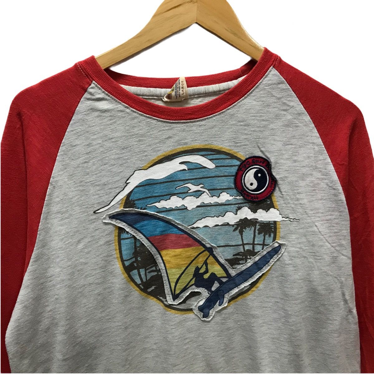 Vintage Vintage T&C Long Sleeve Shirt BigLogo T&C Hawaii Logo Shirt Size US M / EU 48-50 / 2 - 3 Thumbnail
