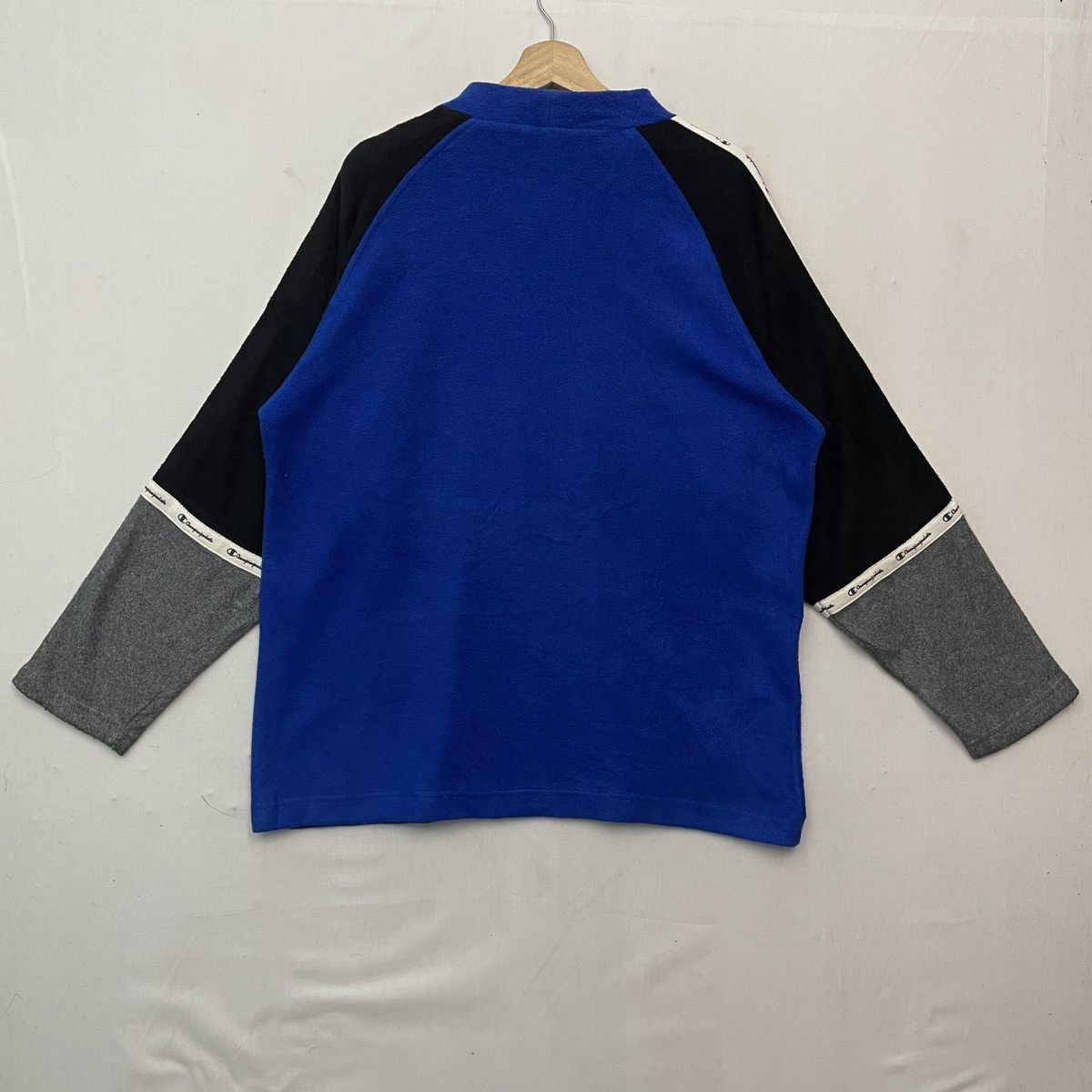 Champion Vintage‼️ CHAMPION PRODUCT Spell Out Big Logo Sweater!! Size US L / EU 52-54 / 3 - 7 Thumbnail