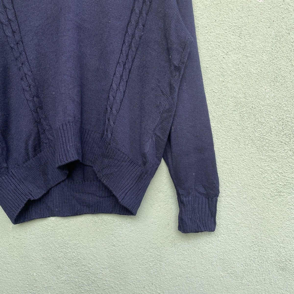 Aran Isles Knitwear Vintage COSMOS CLUB V Neck Knitwear Sweater Jumper!! Size US XL / EU 56 / 4 - 6 Thumbnail