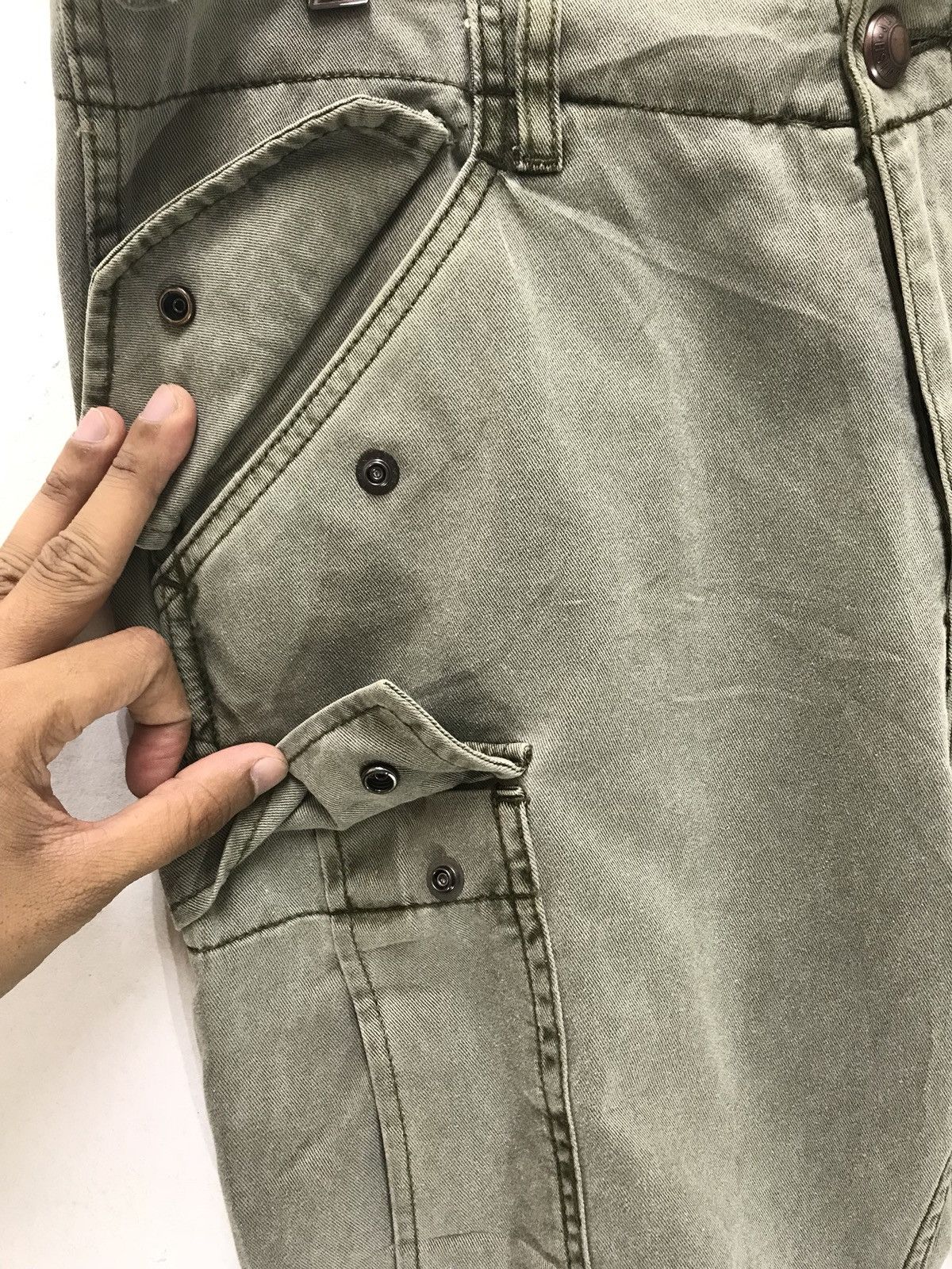 Japanese Brand Vanquish Japan Cargo Pant Slim Size US 32 / EU 48 - 4 Thumbnail