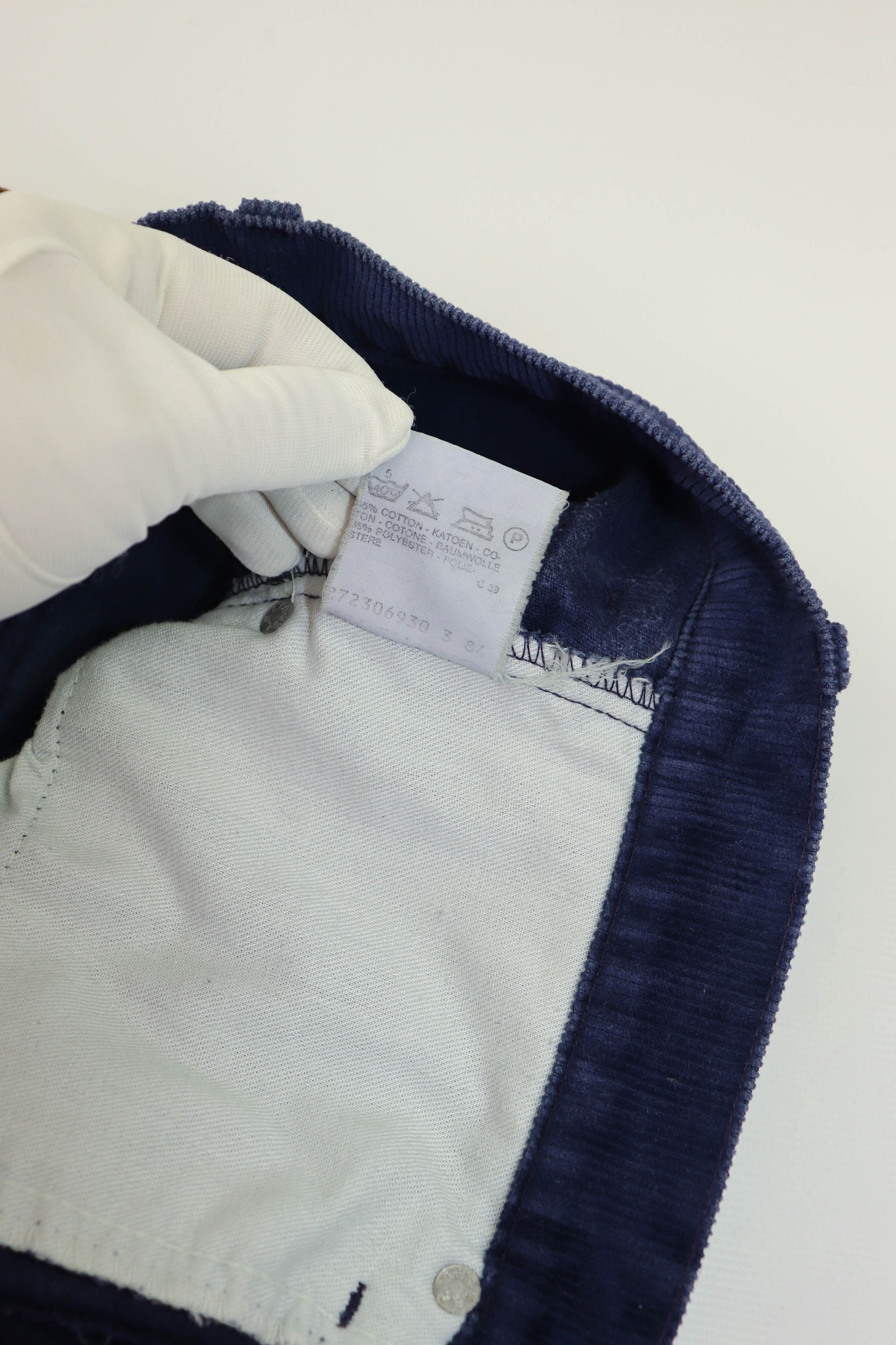 Levi's × Levi's Vintage Clothing × Vintage Levi’s Vintage White Tab Navy Blue Corduroy Trousers Pants Size 27" / US 4 / IT 40 - 10 Thumbnail