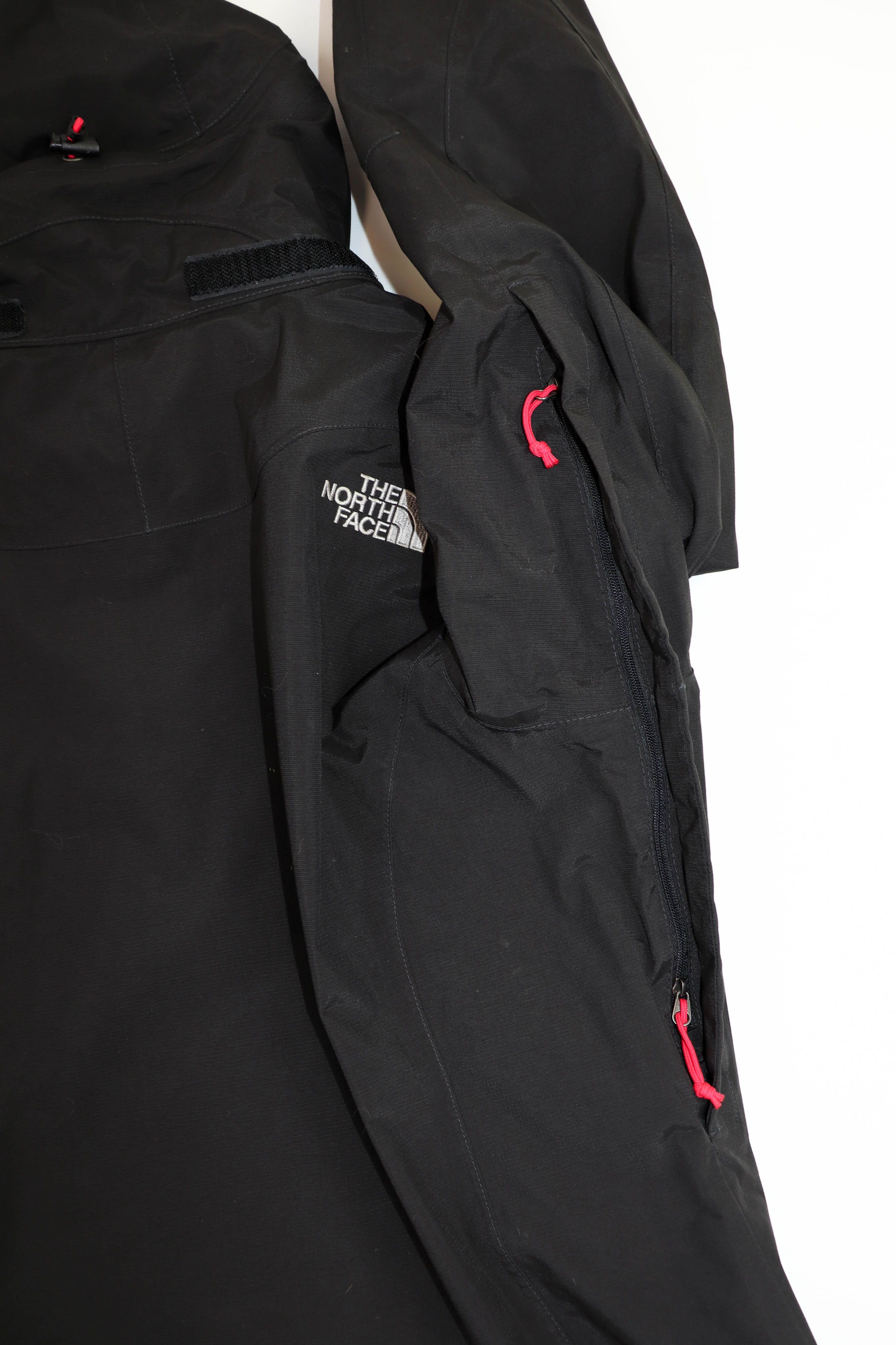 The North Face The North Face HyVent Women's Black Outdoor Hiking Jacket Size S / US 4 / IT 40 - 13 Thumbnail