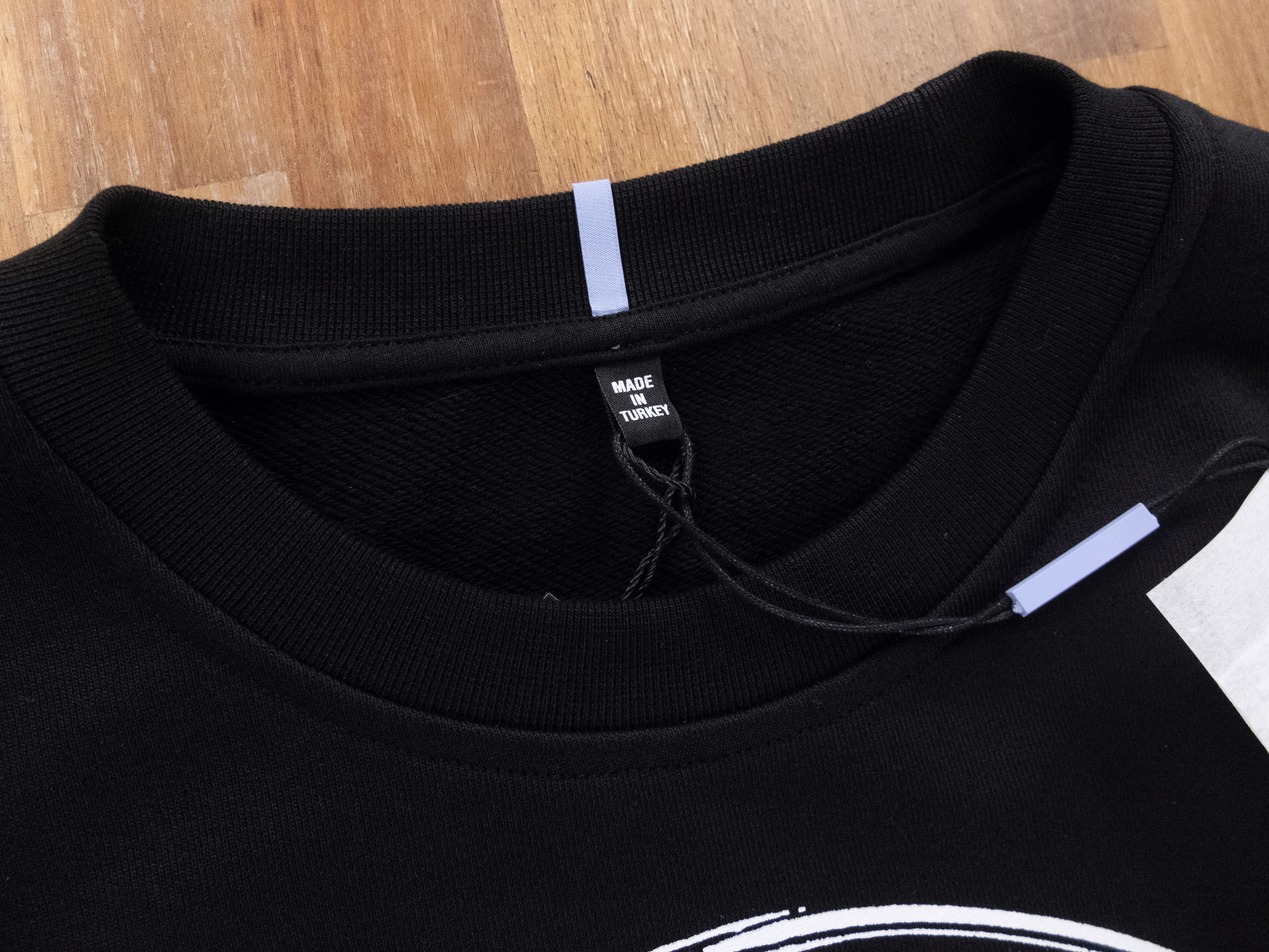 MCQ $465 MCQ Alexander McQueen Sweet Genesis sweatshirt Small q Size US S / EU 44-46 / 1 - 5 Thumbnail