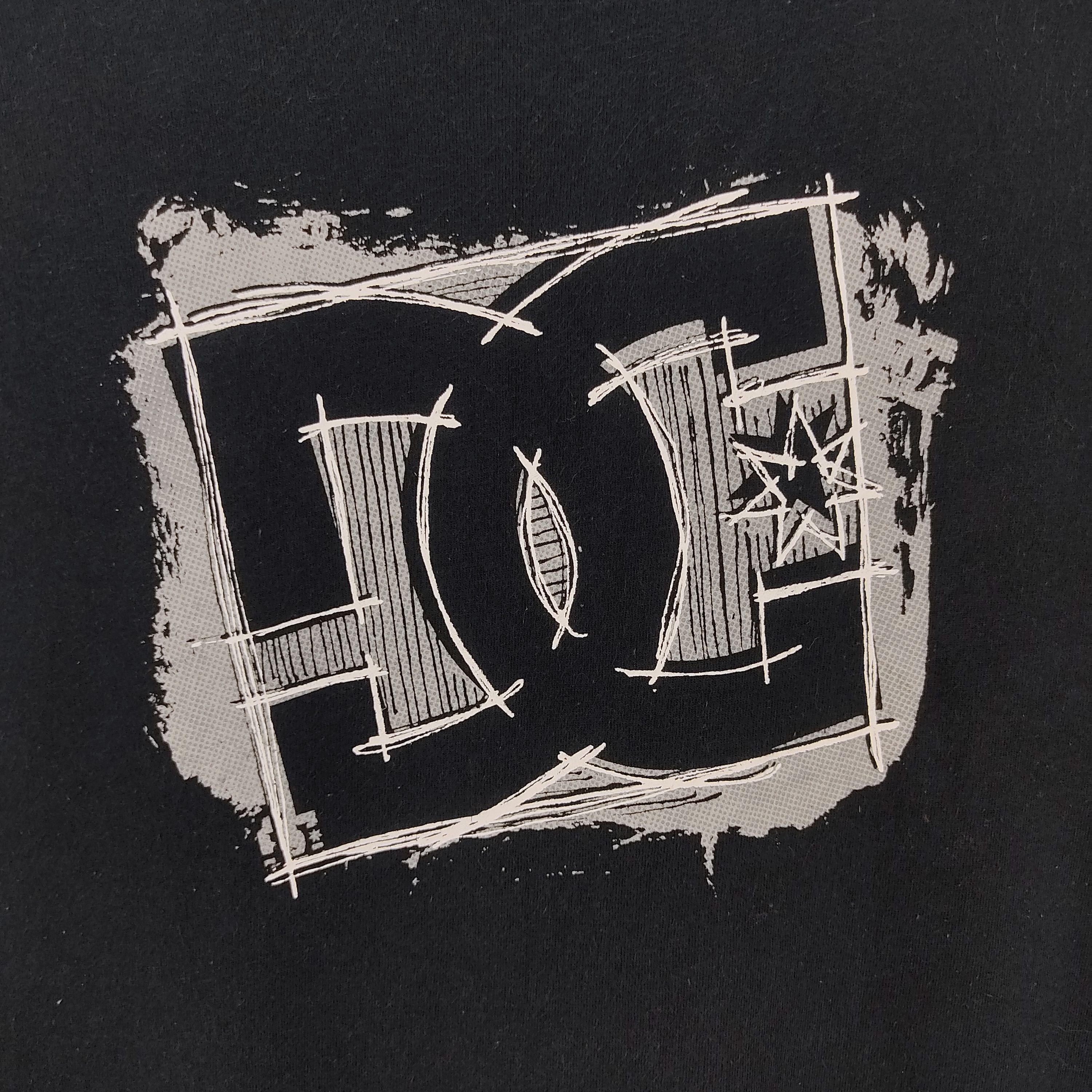 DC × Vintage Vintage Y2K Dc Shoes T-Shirt Size US L / EU 52-54 / 3 - 2 Thumbnail