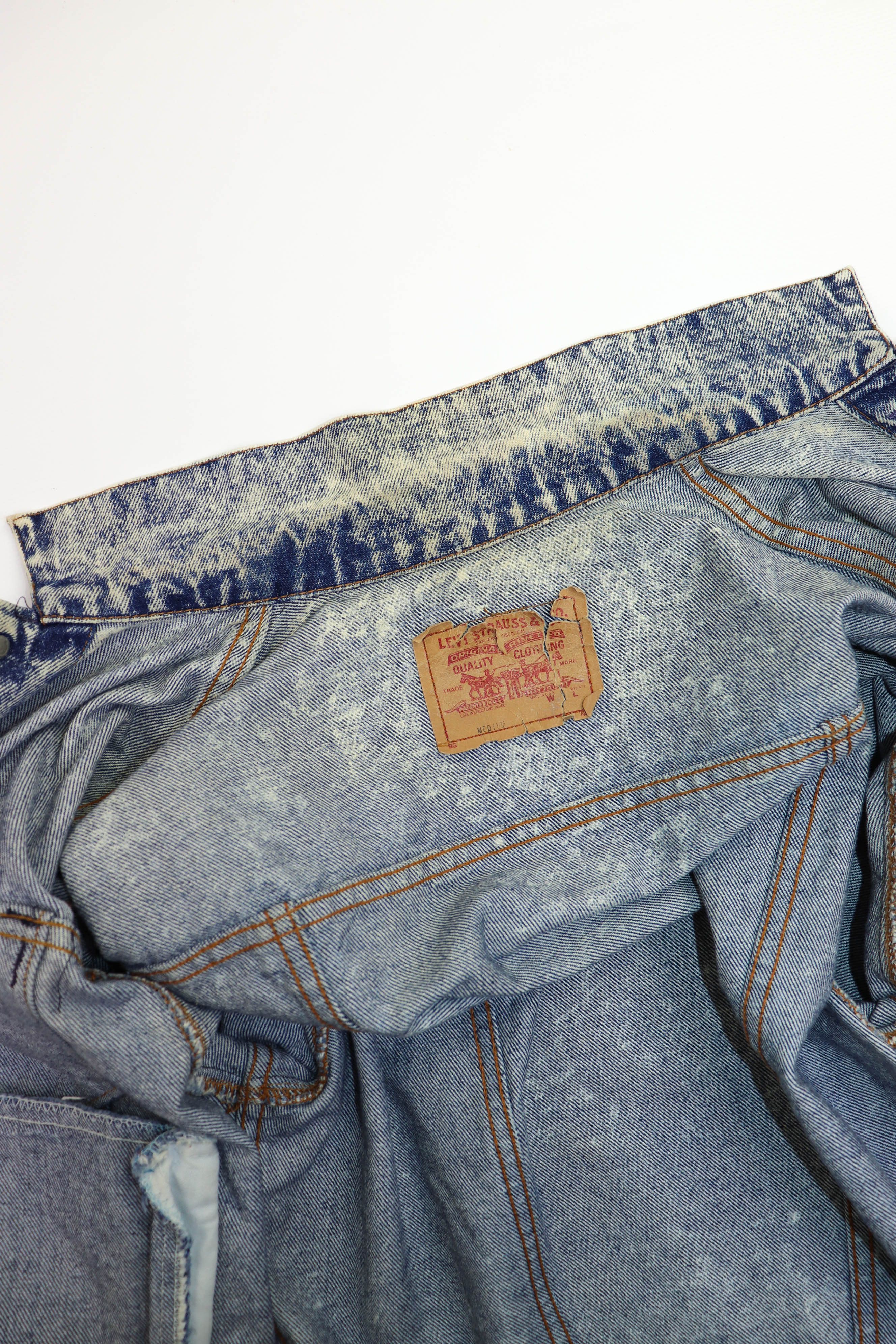 Levi's Levi’s Vintage Made in USA Acid Washed Faded Denim Jacket Size M / US 6-8 / IT 42-44 - 17 Thumbnail