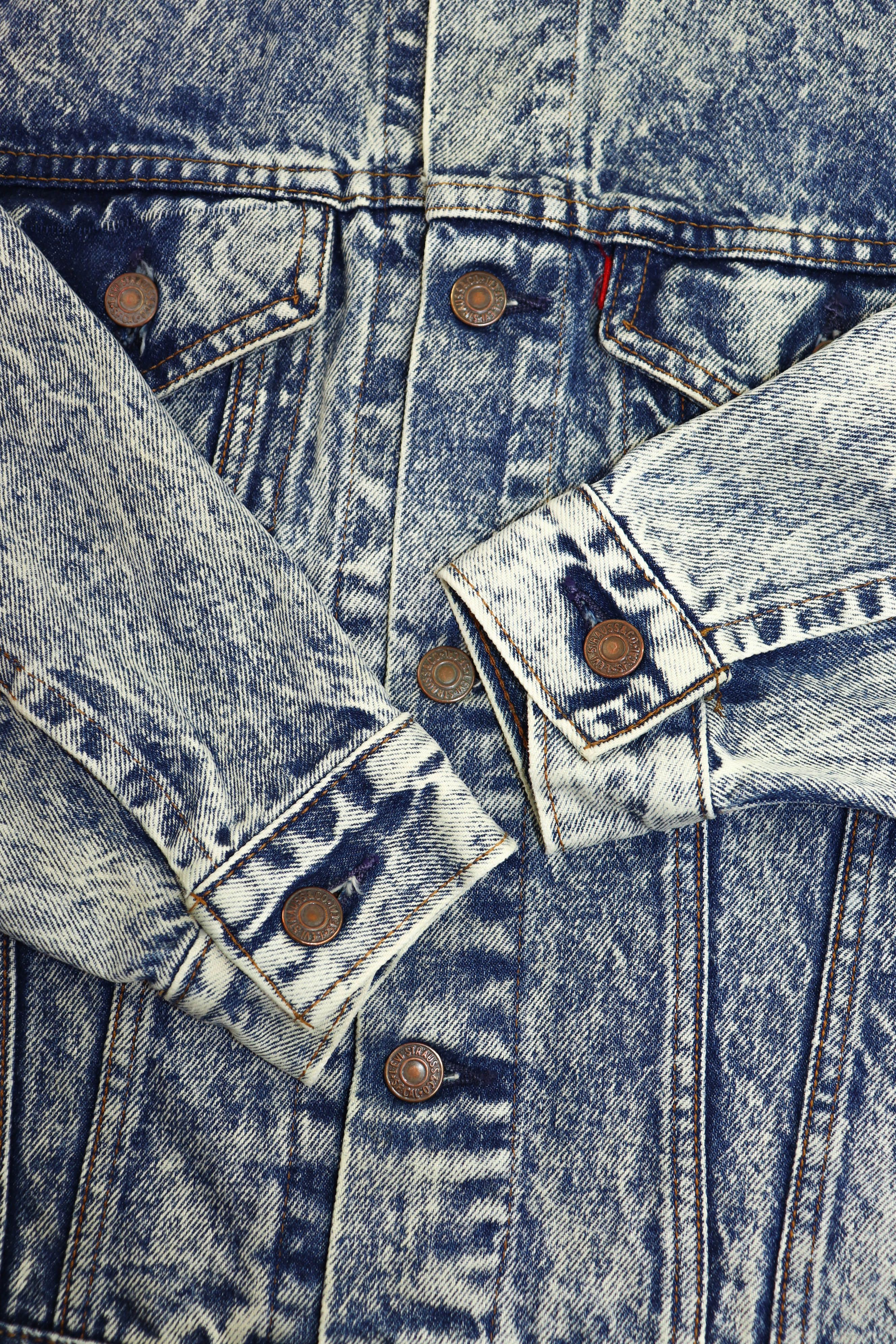 Levi's Levi’s Vintage Made in USA Acid Washed Faded Denim Jacket Size M / US 6-8 / IT 42-44 - 12 Thumbnail