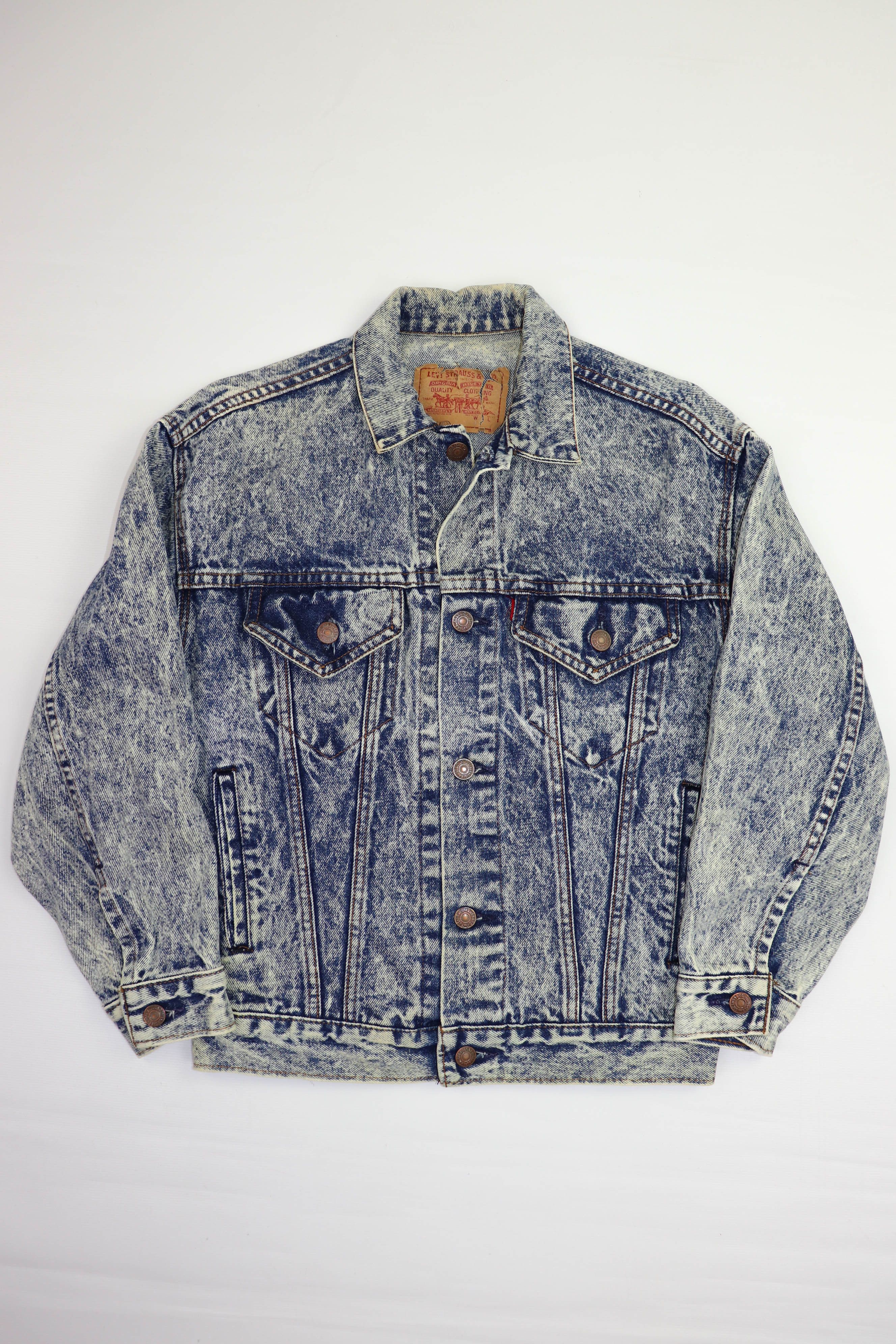 Vintage Levi's Size online 42 Acid Wash Denim Trucker Jacket Made in USA 100% Cotton