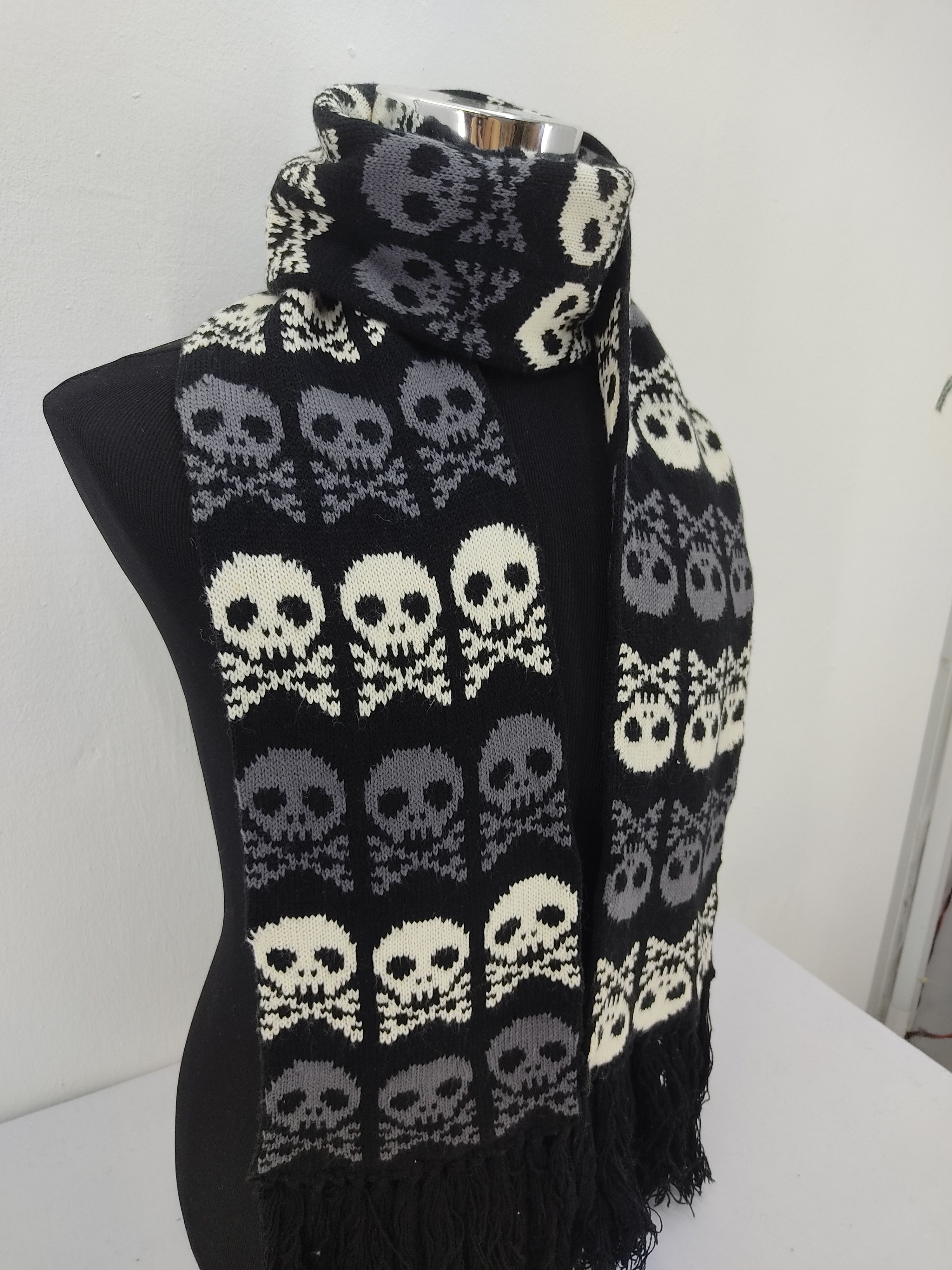 Japanese Brand × Vintage Vintage Skull Scarf / Muffler / Neckwear Size ONE SIZE - 2 Thumbnail