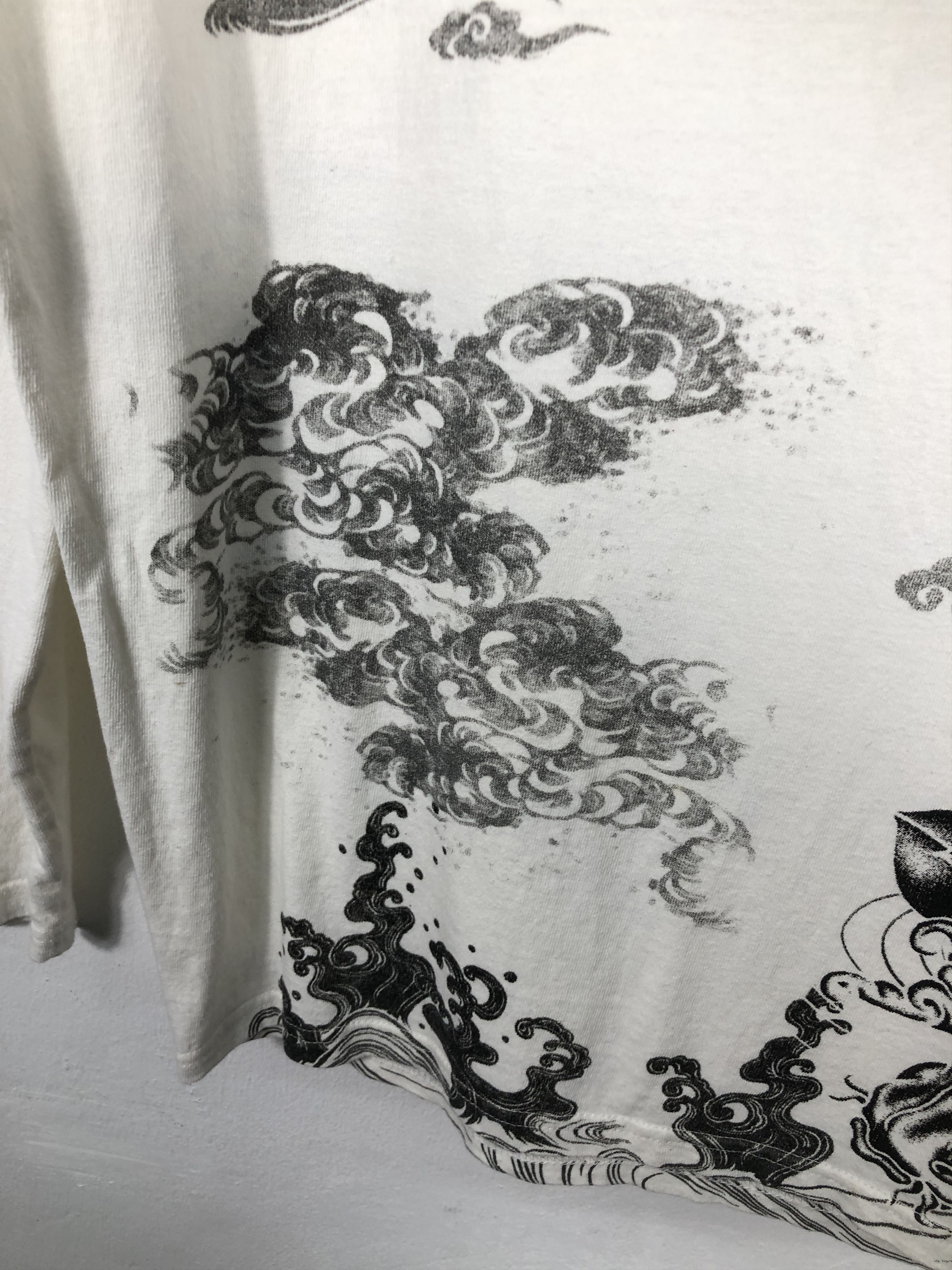 Japanese Brand Japanese Brand Bullet Noise Koi Fish Long Sleeve T-Shirt Size US L / EU 52-54 / 3 - 8 Thumbnail