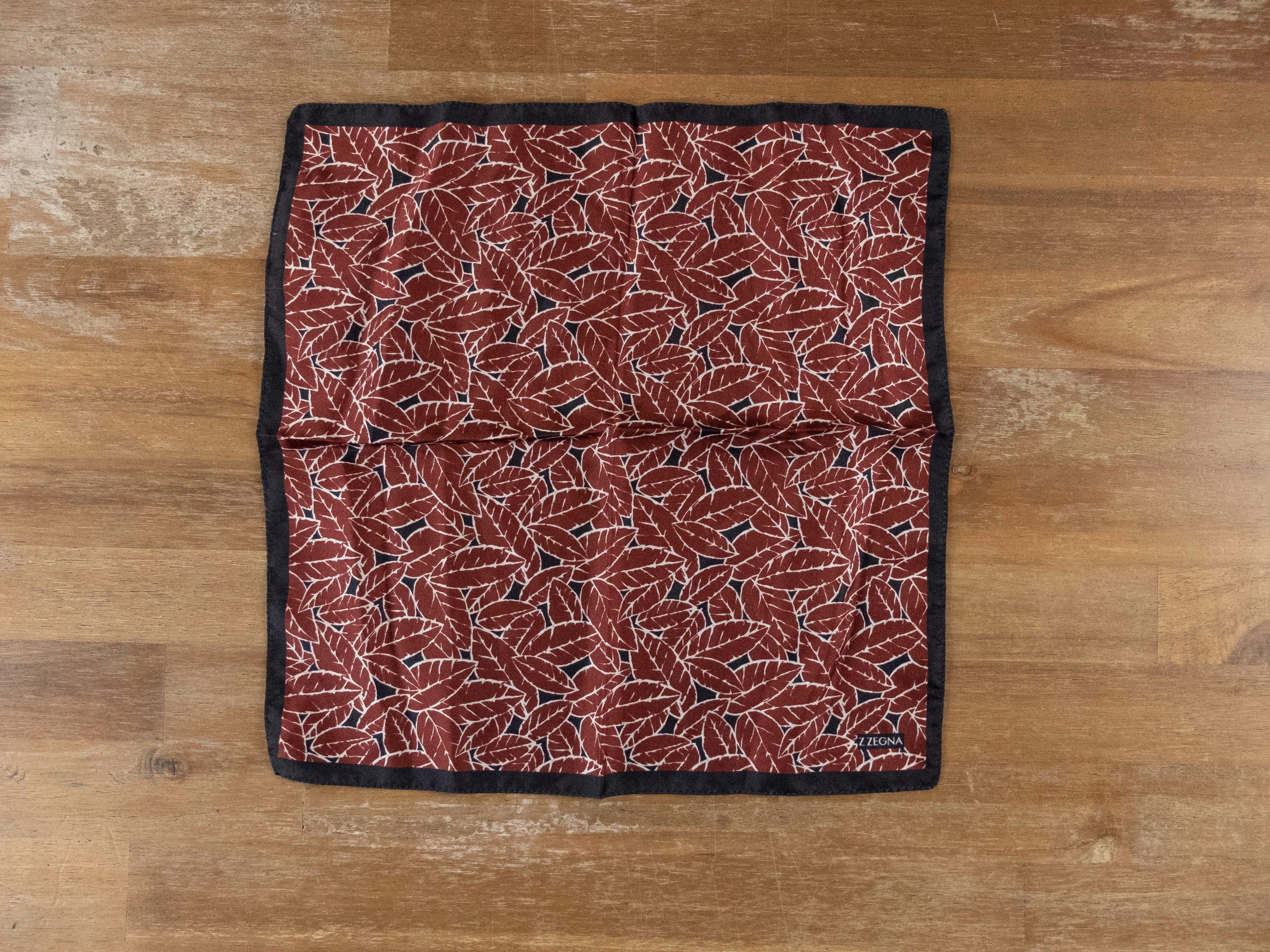Z Zegna Z ZEGNA black red leaf print silk pocket square authentic Size ONE SIZE - 1 Thumbnail