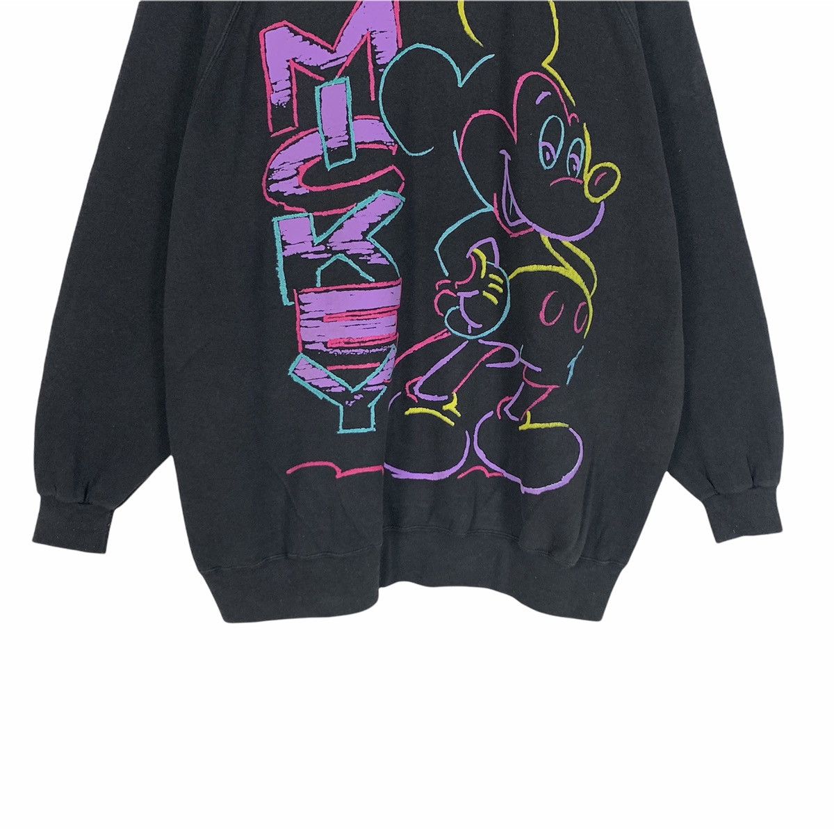 Disney Vintage 90s Mickey Mouse Disney Rainbow Crewneck Oversized Size US XXL / EU 58 / 5 - 7 Thumbnail