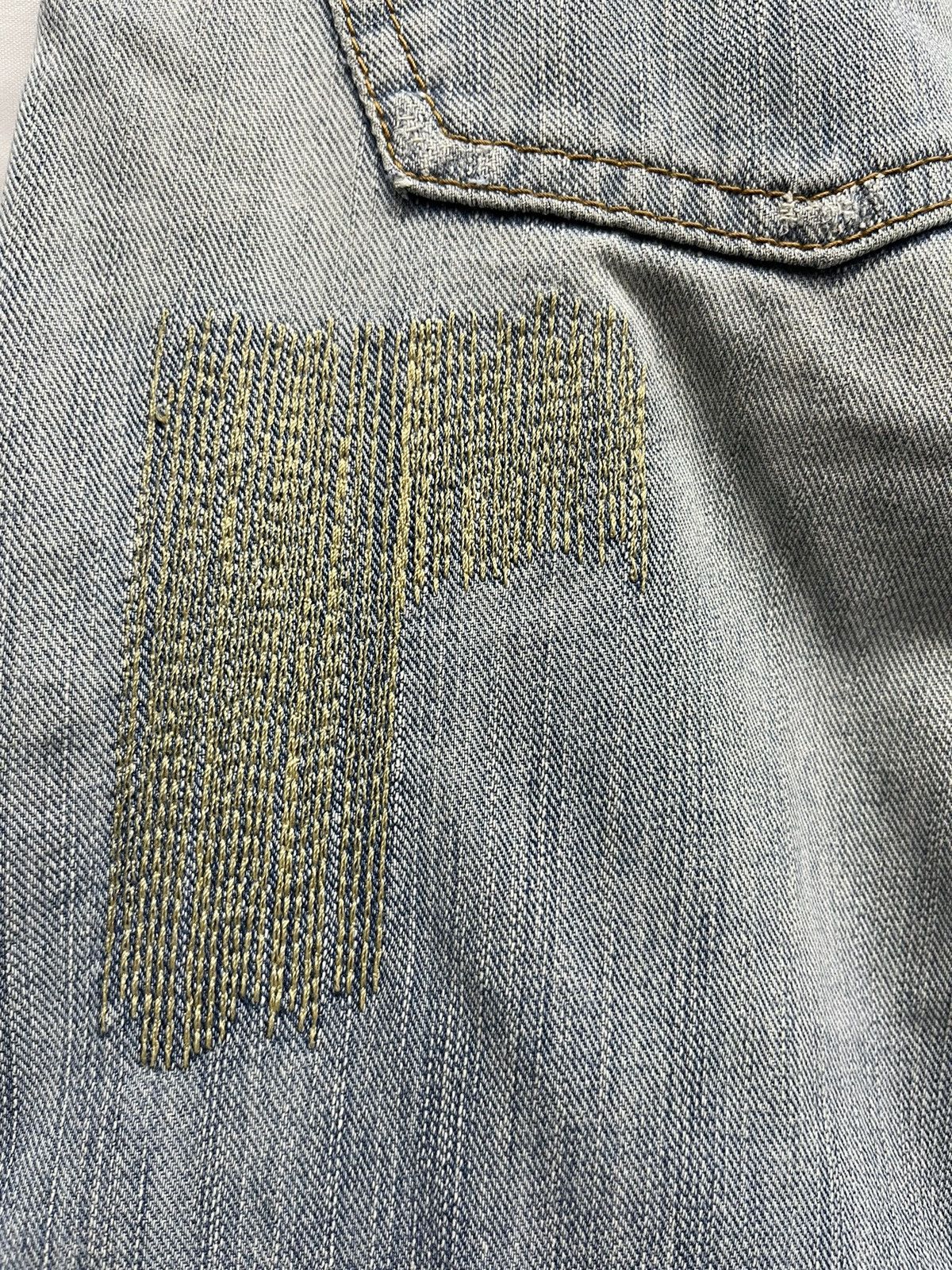 Edwin Vintage EXCLUSIVE EDWIN Distressed Worn Out Light Wash Denim Size US 34 / EU 50 - 16 Thumbnail