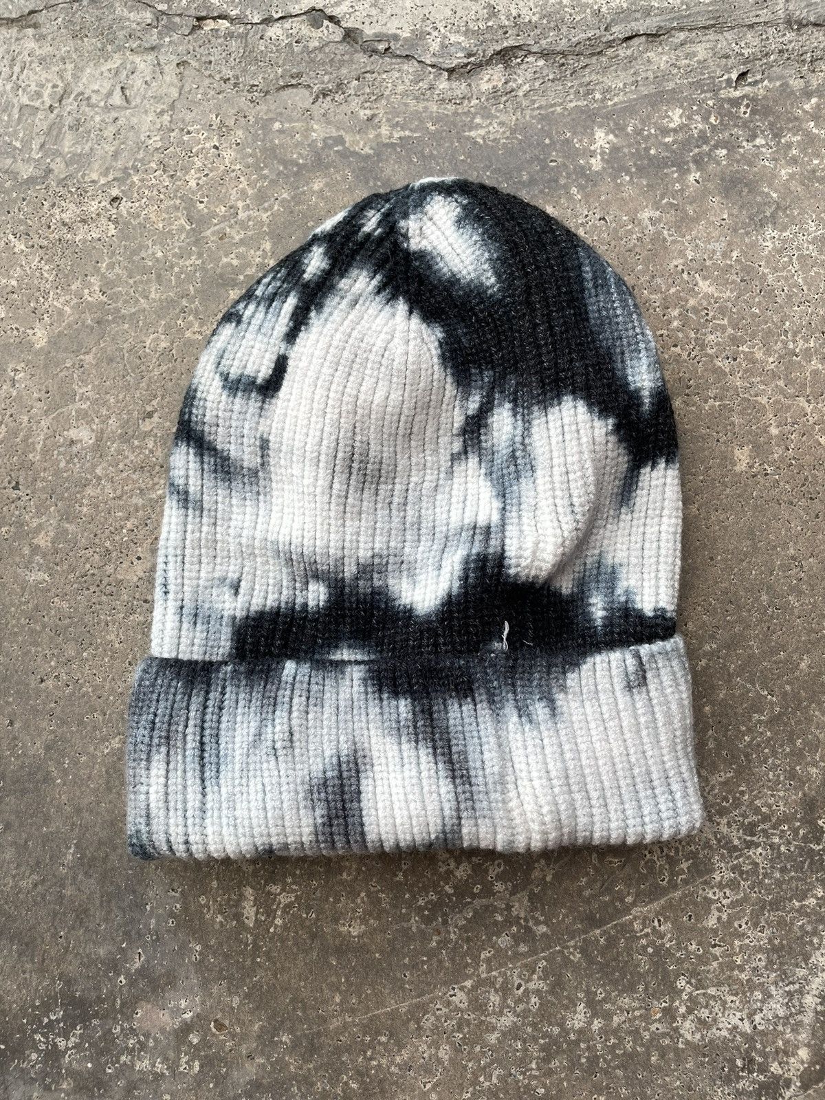ACID WASH BEANIE