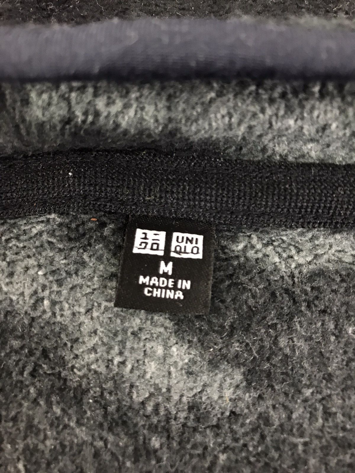 Japanese Brand Vintage Japanese Brand Hoodies Sweatshirt Brand Black Camo Size US L / EU 52-54 / 3 - 5 Thumbnail