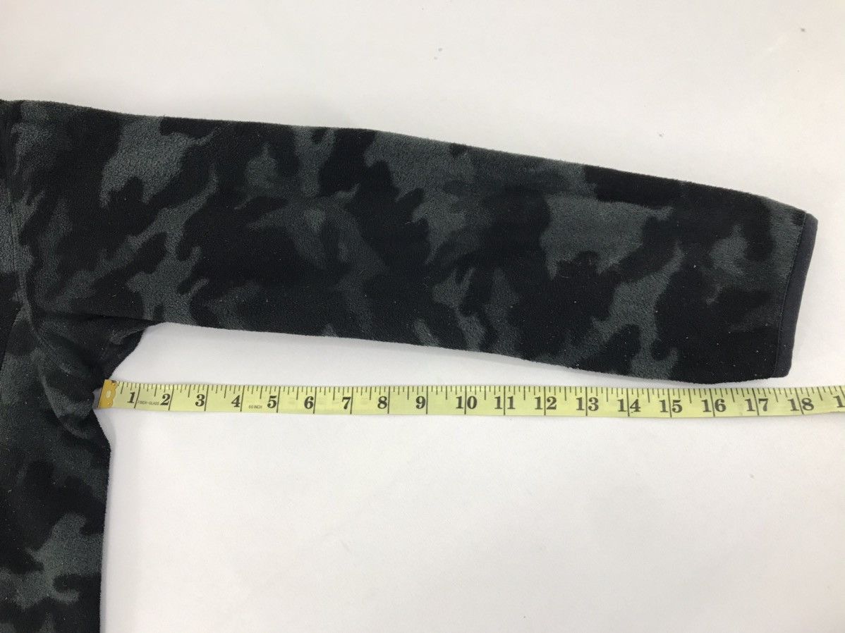 Japanese Brand Vintage Japanese Brand Hoodies Sweatshirt Brand Black Camo Size US L / EU 52-54 / 3 - 10 Thumbnail