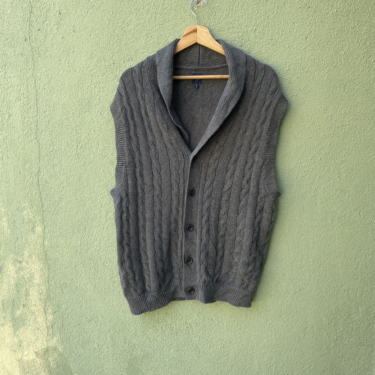 Gap Vintage‼️ GAP Sleeveless Cardigan Knitwear!! Size US L / EU 52-54 / 3 - 1 Thumbnail