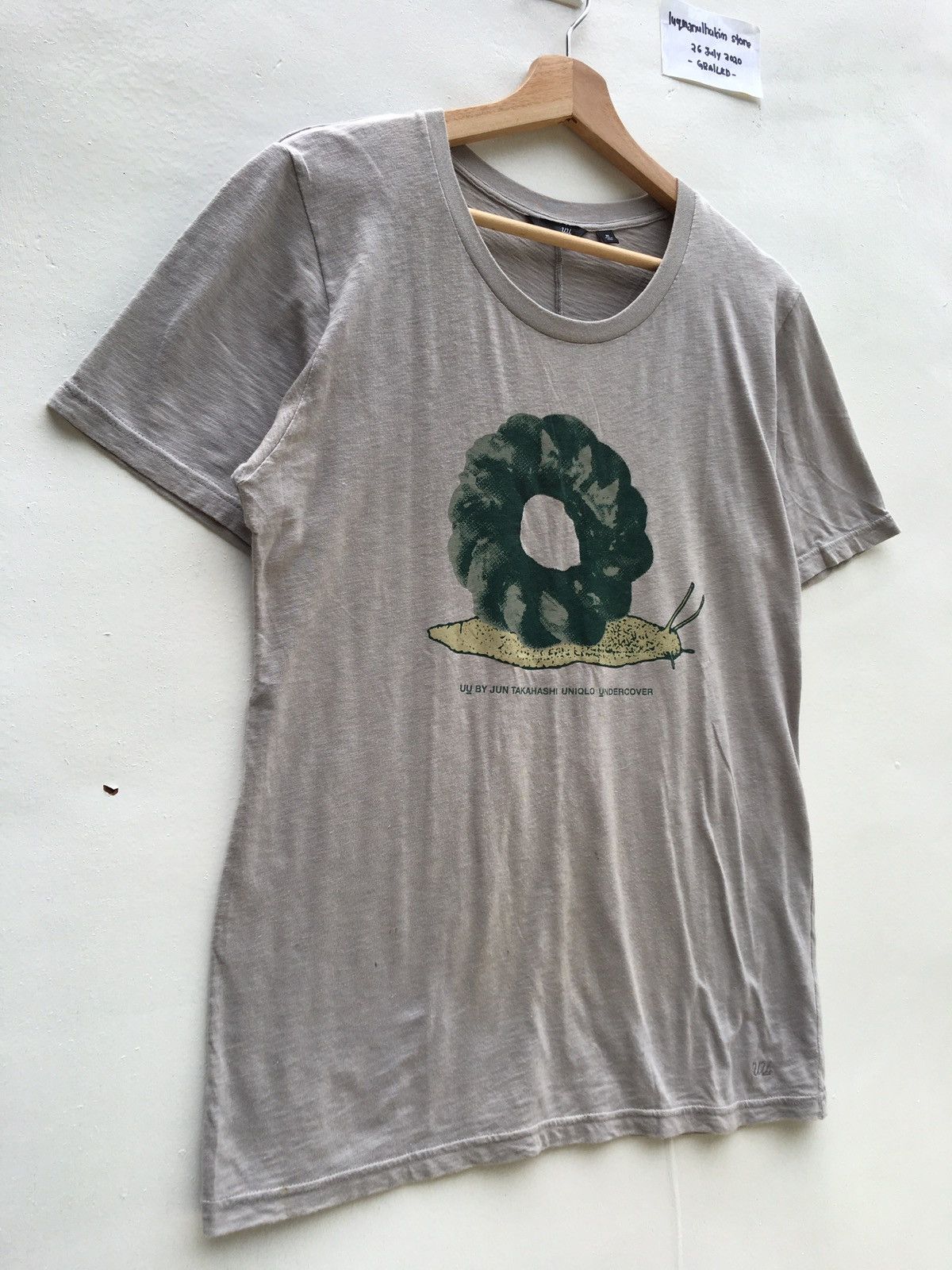 Undercover × Uniqlo Uniqlo x Undercover UU Snail Printed Design T-shirt Size US M / EU 48-50 / 2 - 2 Thumbnail