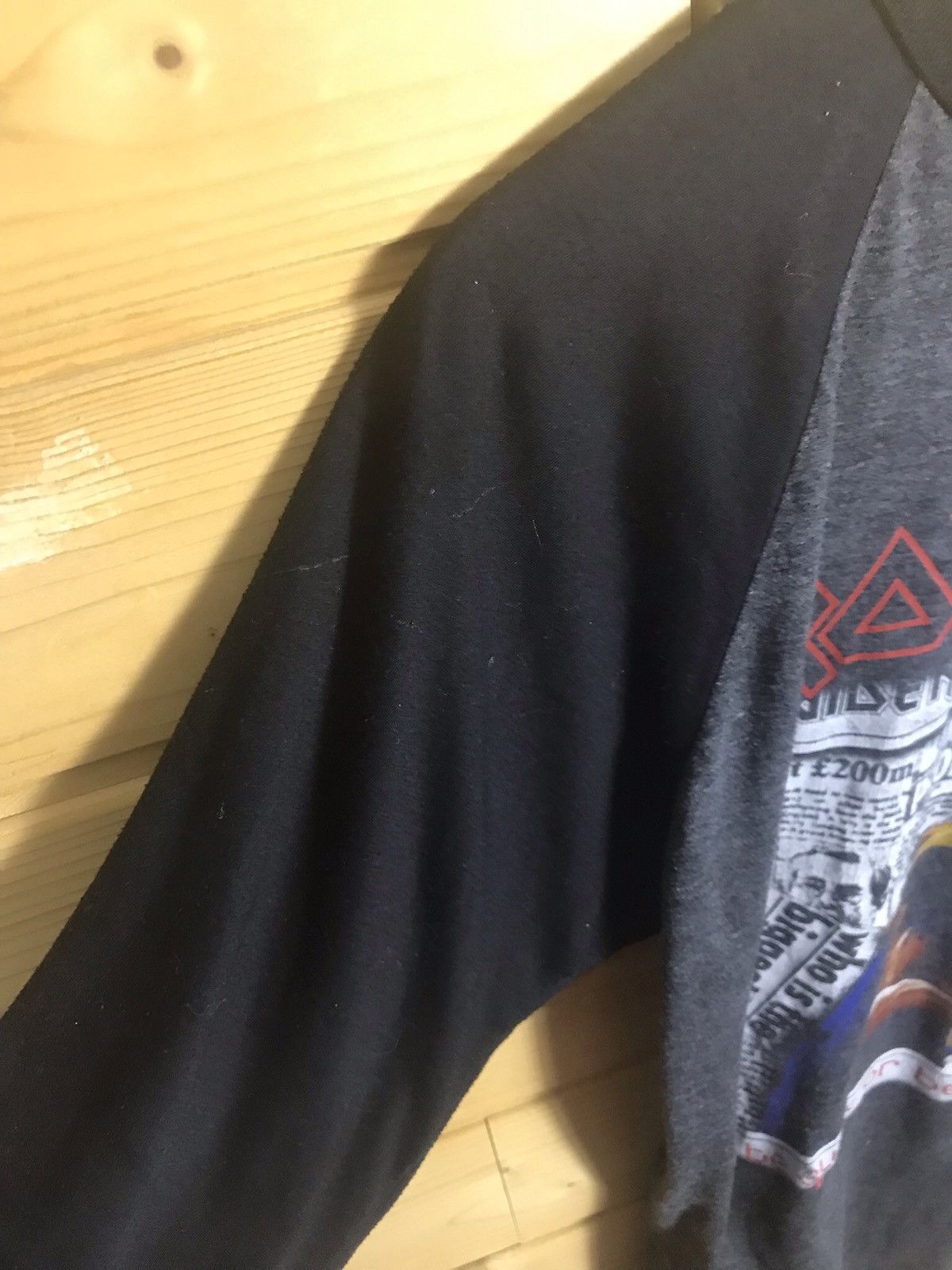 Iron Maiden Rare Vintage Iron Maiden 3/4 half sleeve shirt Size US S / EU 44-46 / 1 - 7 Thumbnail