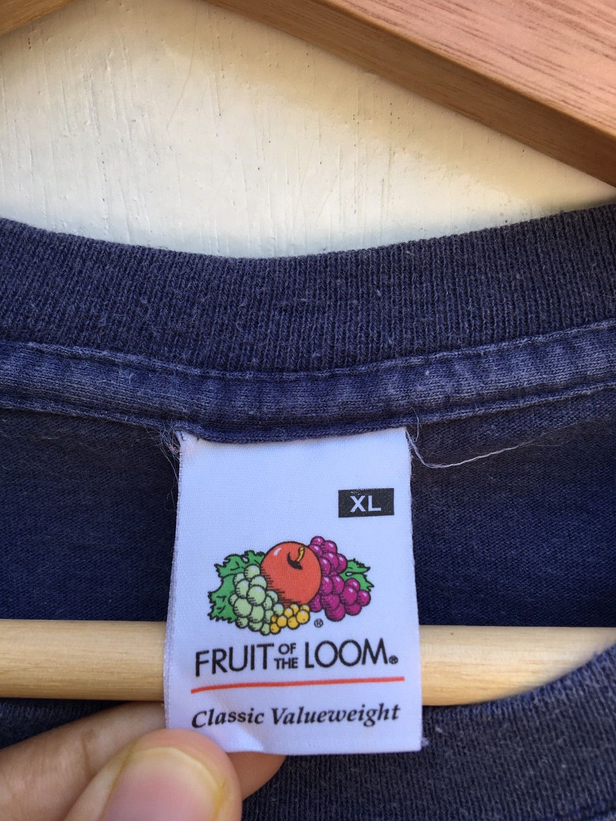 Band Tees Vintage Oasis Band Tee Fruit Of Loom Classic Naked Women Size ONE SIZE - 7 Thumbnail