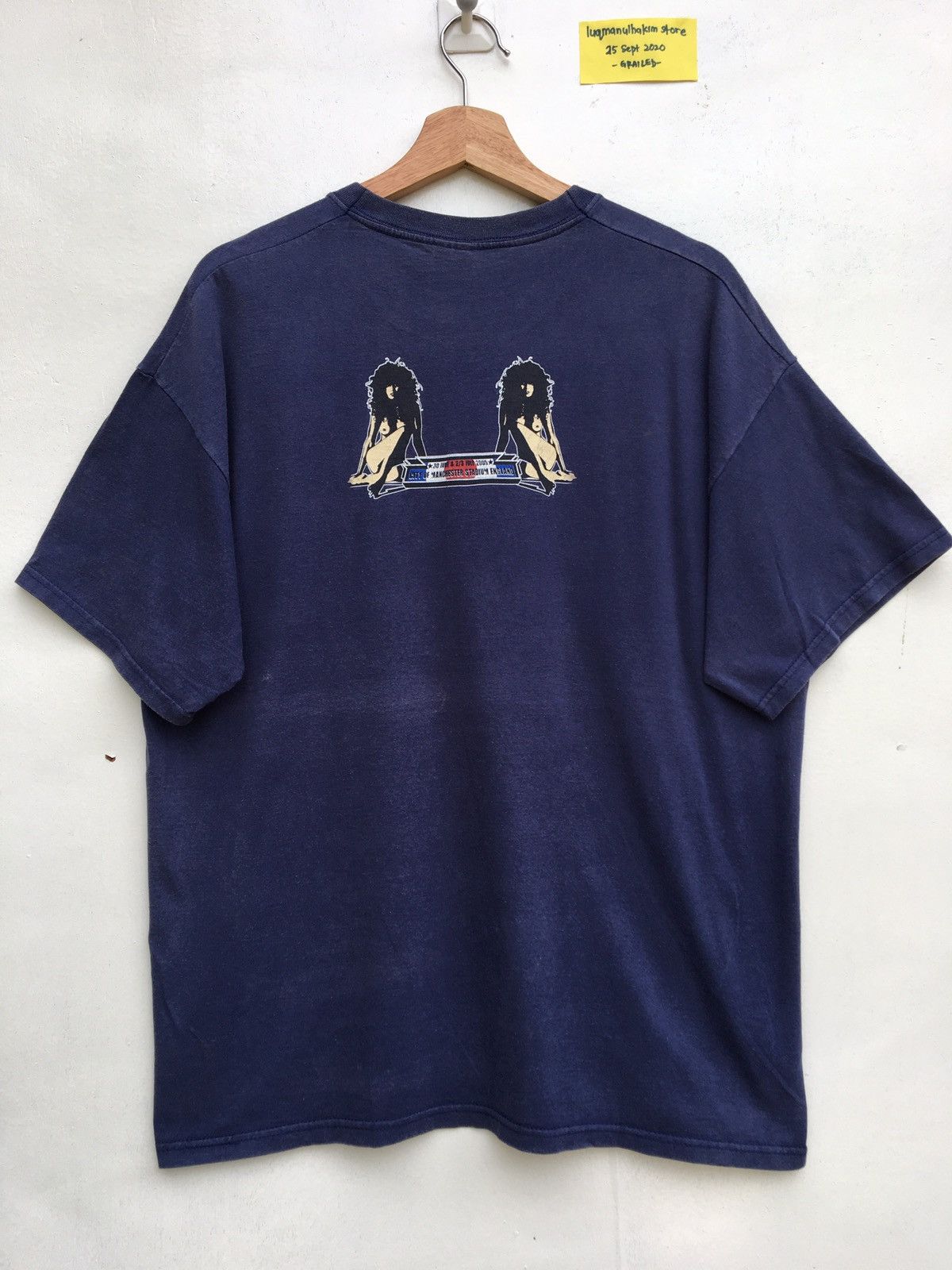 Band Tees Vintage Oasis Band Tee Fruit Of Loom Classic Naked Women Size ONE SIZE - 9 Thumbnail