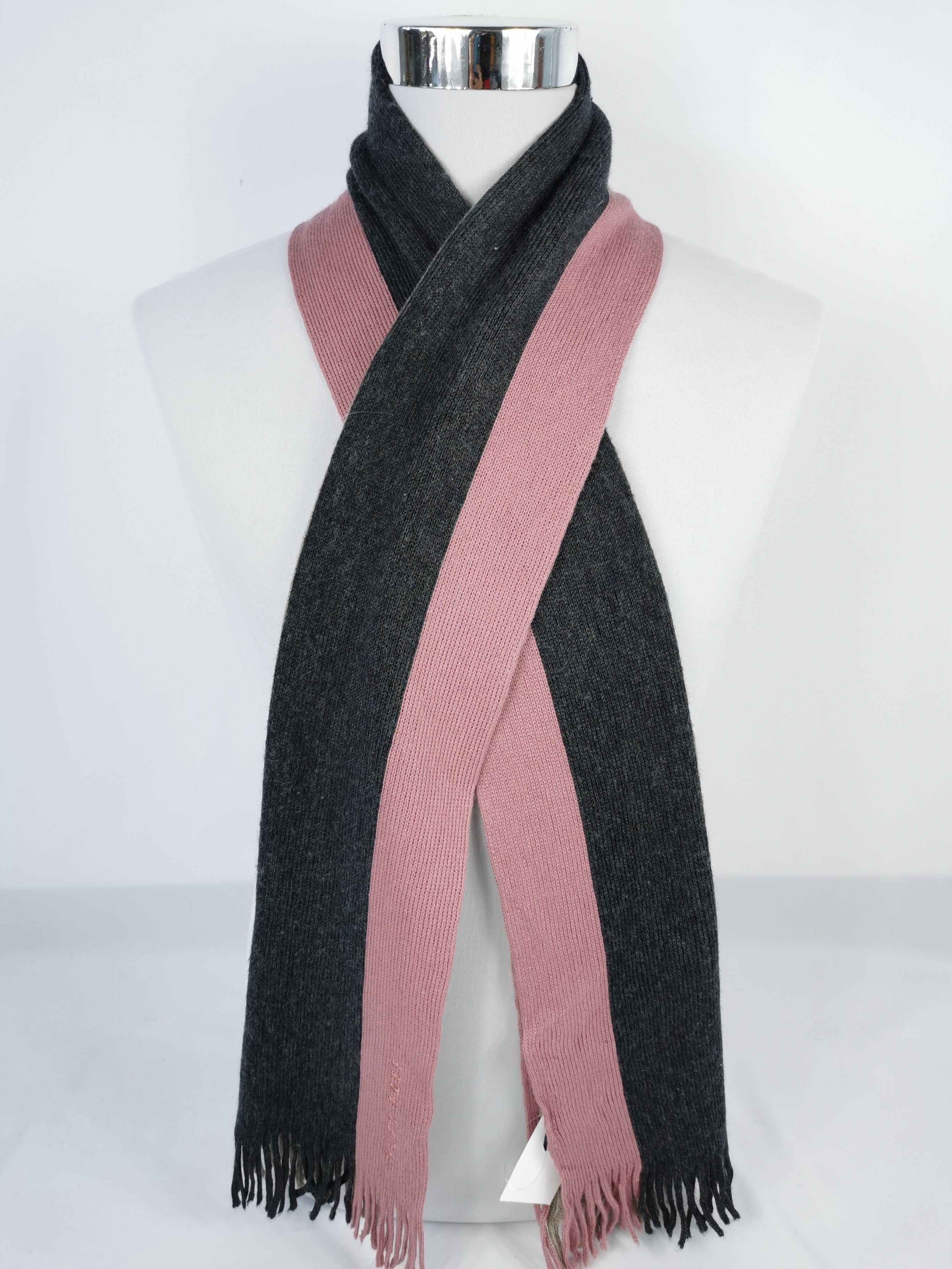 Hugo Boss Hugo boss scarf muffler Size ONE SIZE - 1 Thumbnail
