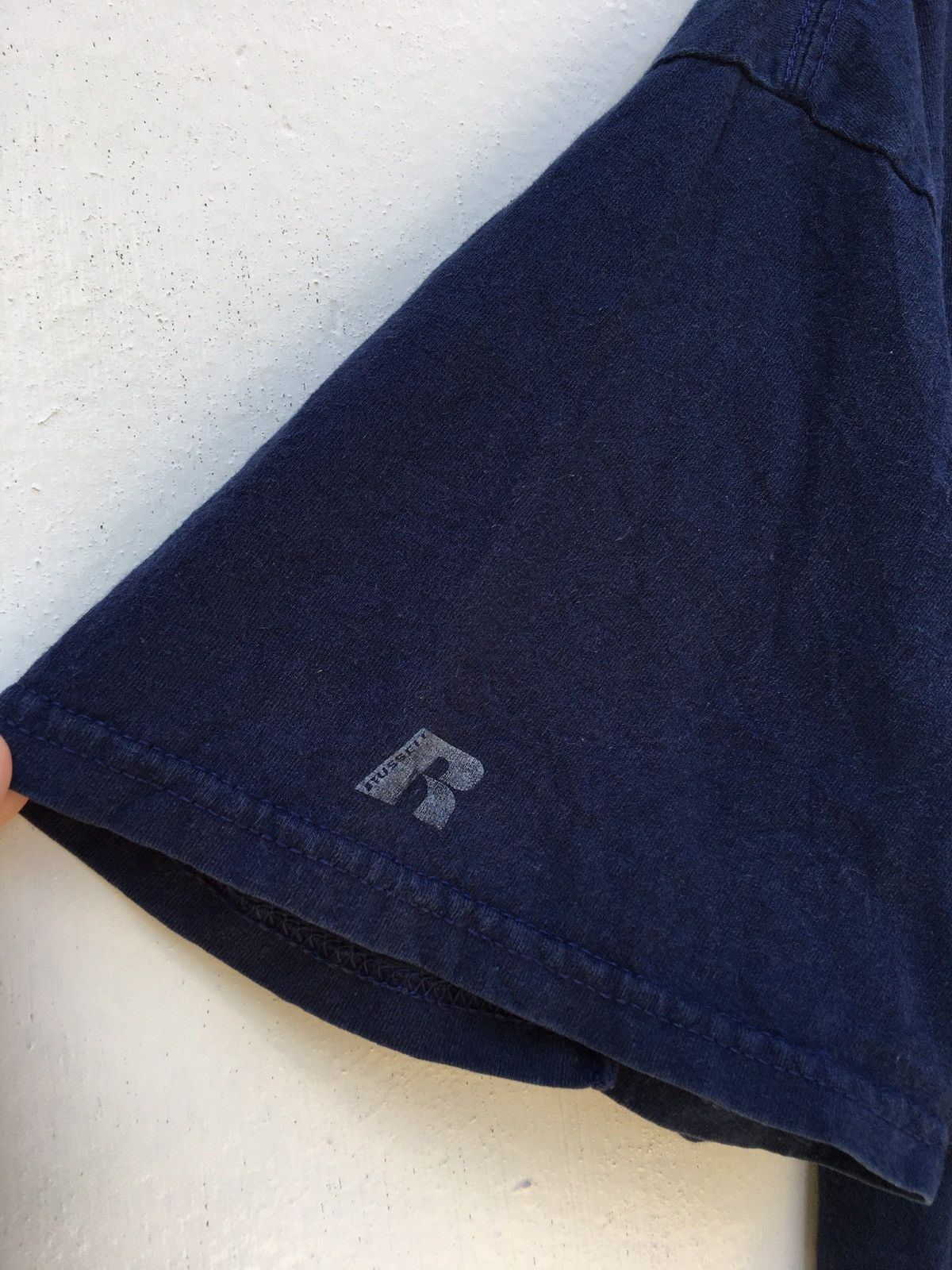 Vintage Vintage YALE University Big Logo Spellout Tshirt Size US XL / EU 56 / 4 - 11 Thumbnail