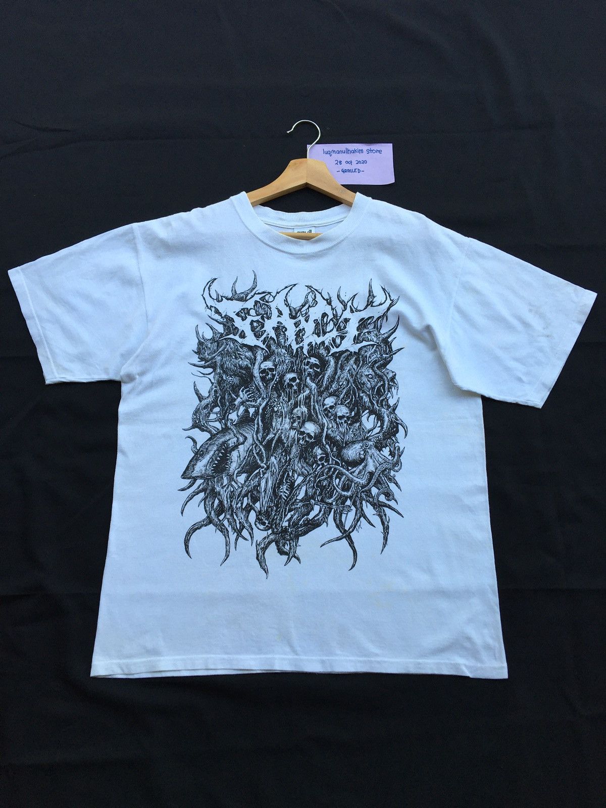 Vintage Rare Skulls Artistic Illustration Hell Life Devils Tee Size US L / EU 52-54 / 3 - 2 Thumbnail