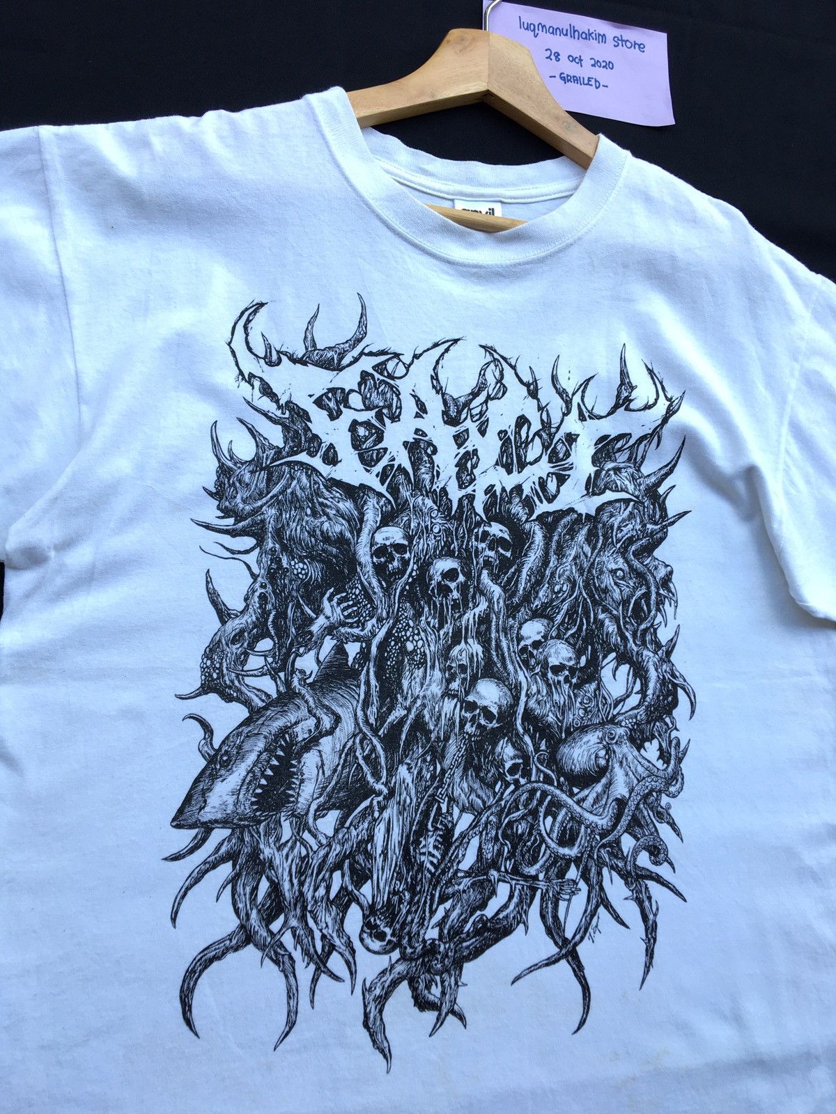Vintage Rare Skulls Artistic Illustration Hell Life Devils Tee Size US L / EU 52-54 / 3 - 6 Thumbnail