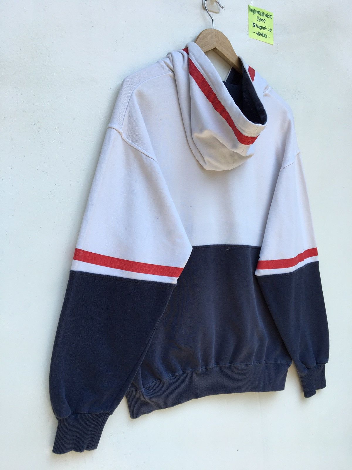 Lacoste Vintage Lacoste Spellout Big Logo Hoodie Size US L / EU 52-54 / 3 - 14 Thumbnail