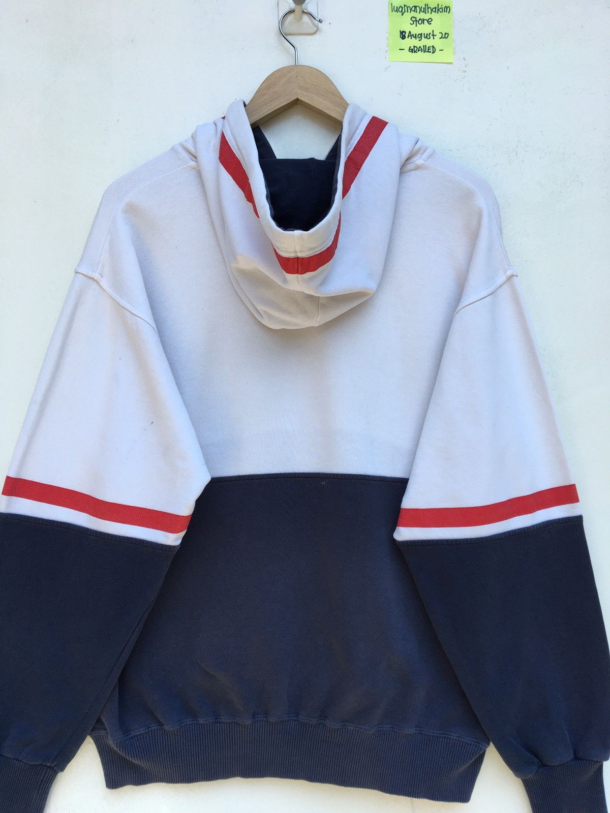 Lacoste Vintage Lacoste Spellout Big Logo Hoodie Size US L / EU 52-54 / 3 - 16 Thumbnail