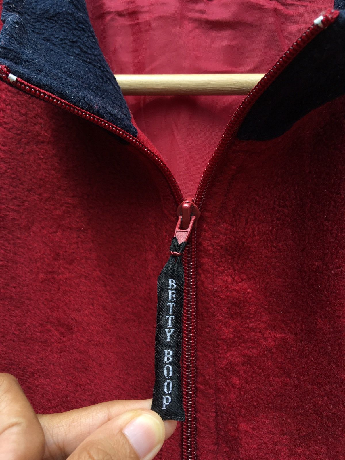 Cartoon Network tg BETTY BOOP Fleece Red Jacket Big Logo Betty Boop CowBoY Size US L / EU 52-54 / 3 - 12 Thumbnail