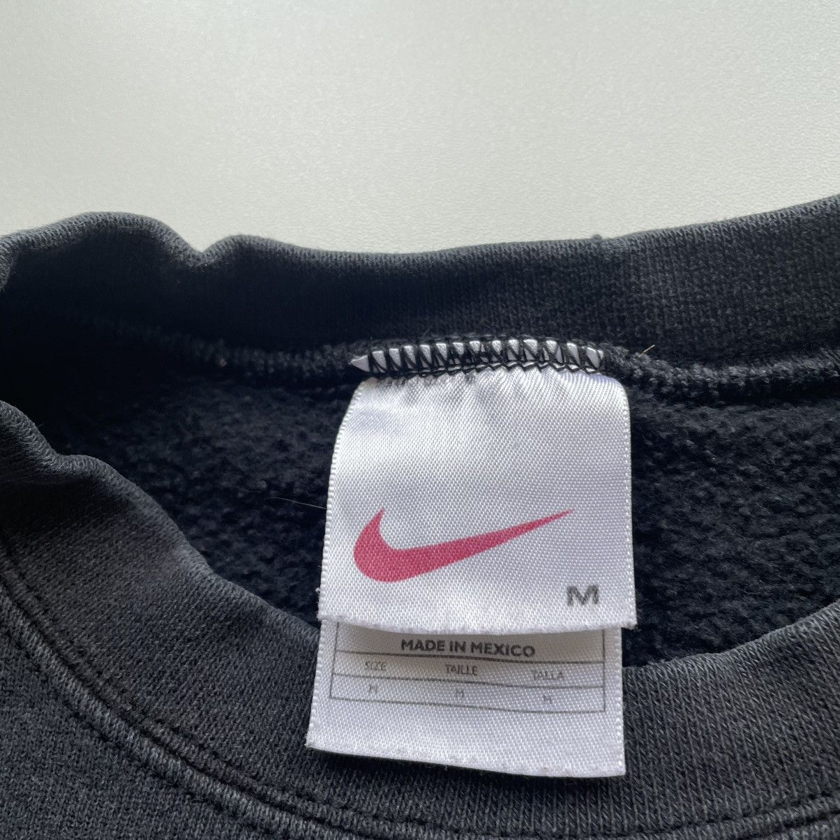 Nike × Vintage Vintage 1990s Nike Embroidered Swoosh Cropped Crewneck Faded Size M / US 6-8 / IT 42-44 - 4 Thumbnail